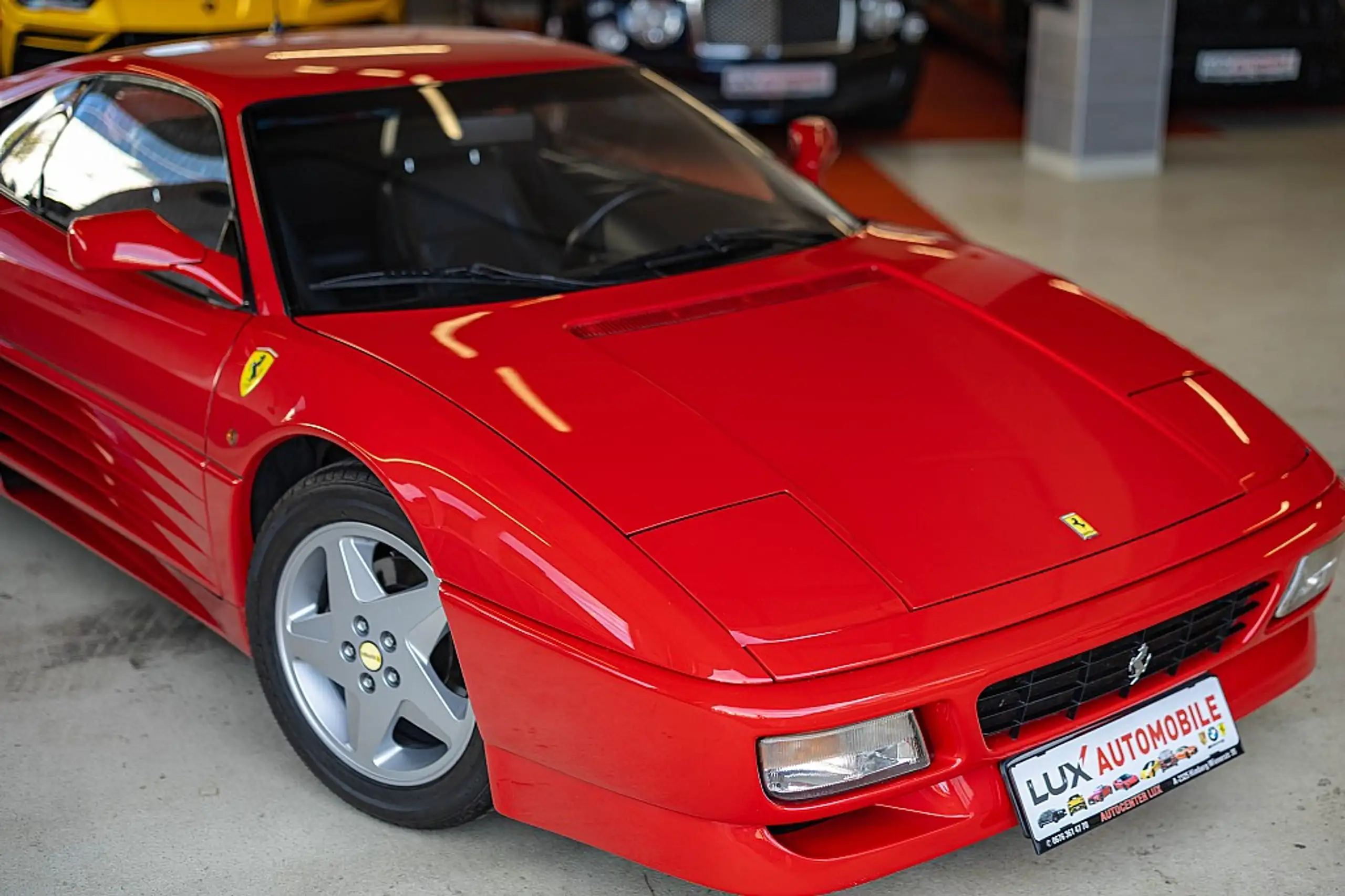 Ferrari - 348