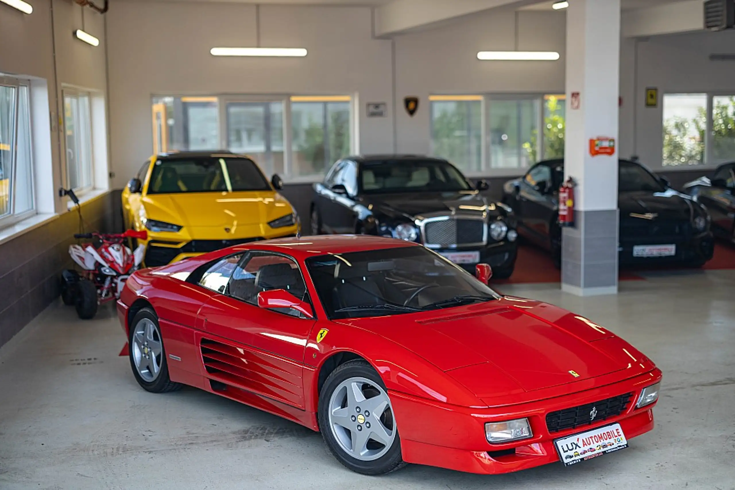 Ferrari - 348