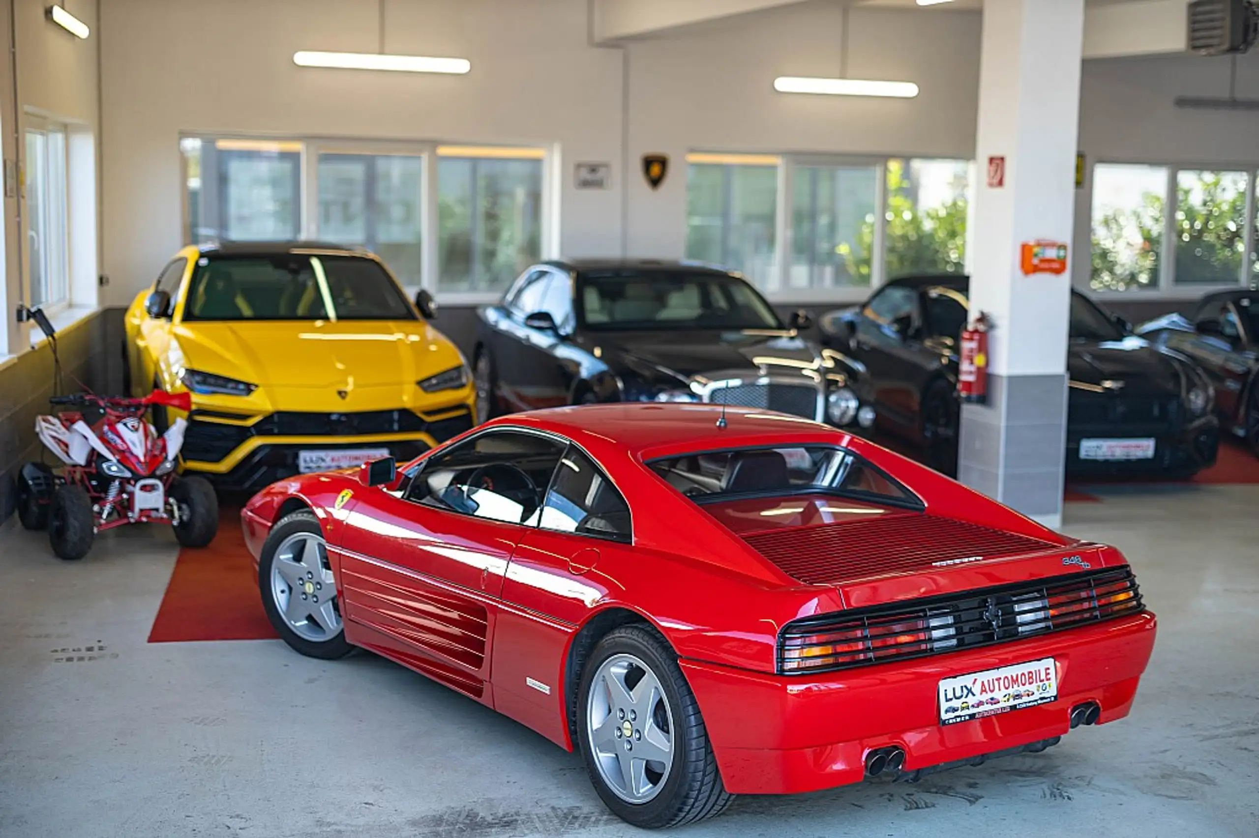 Ferrari - 348