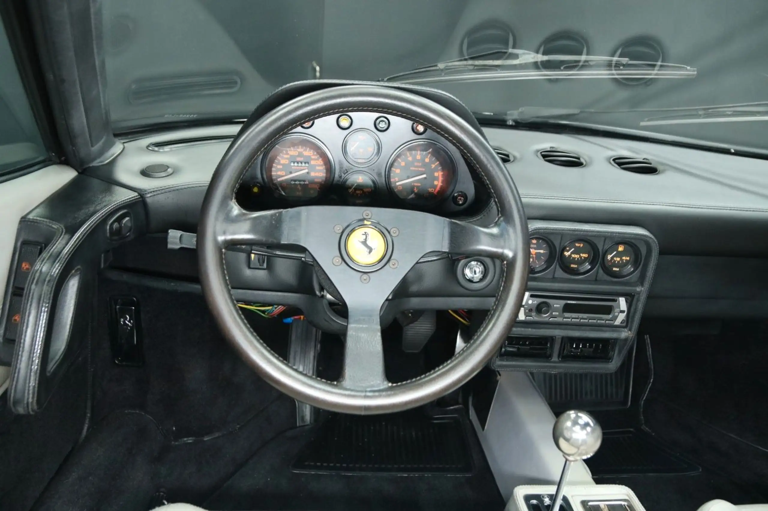 Ferrari - 328