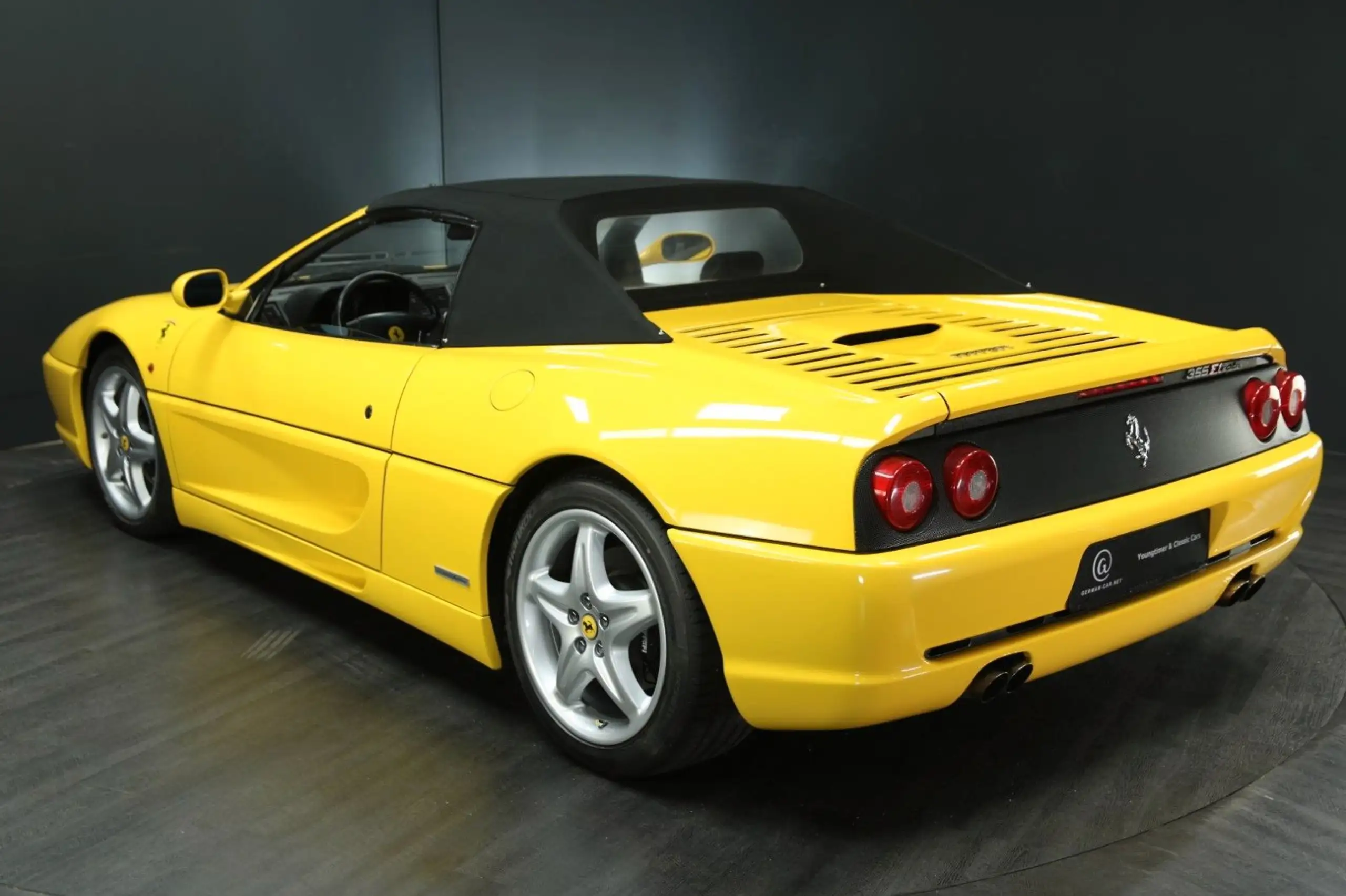 Ferrari - F355