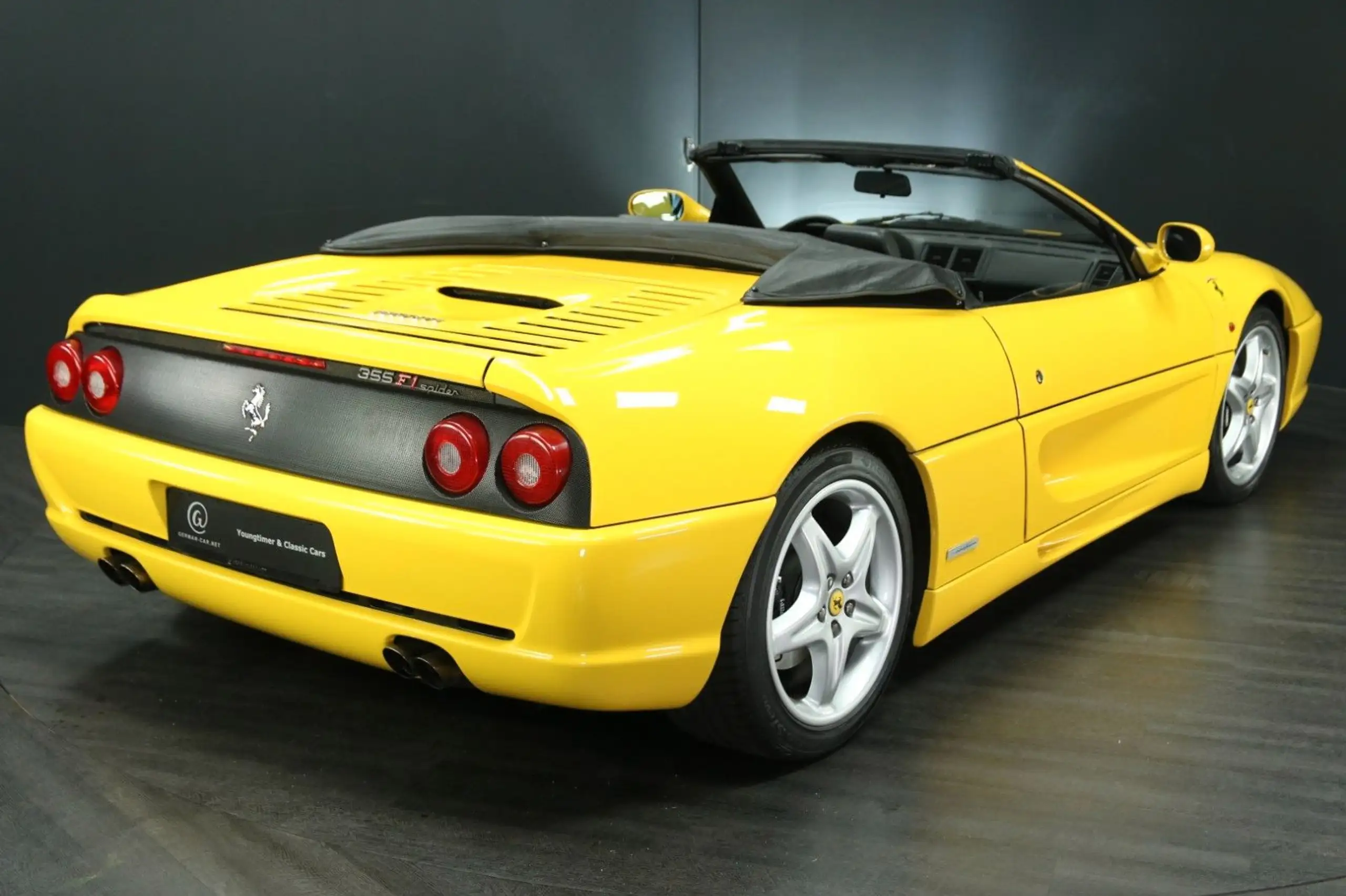 Ferrari - F355