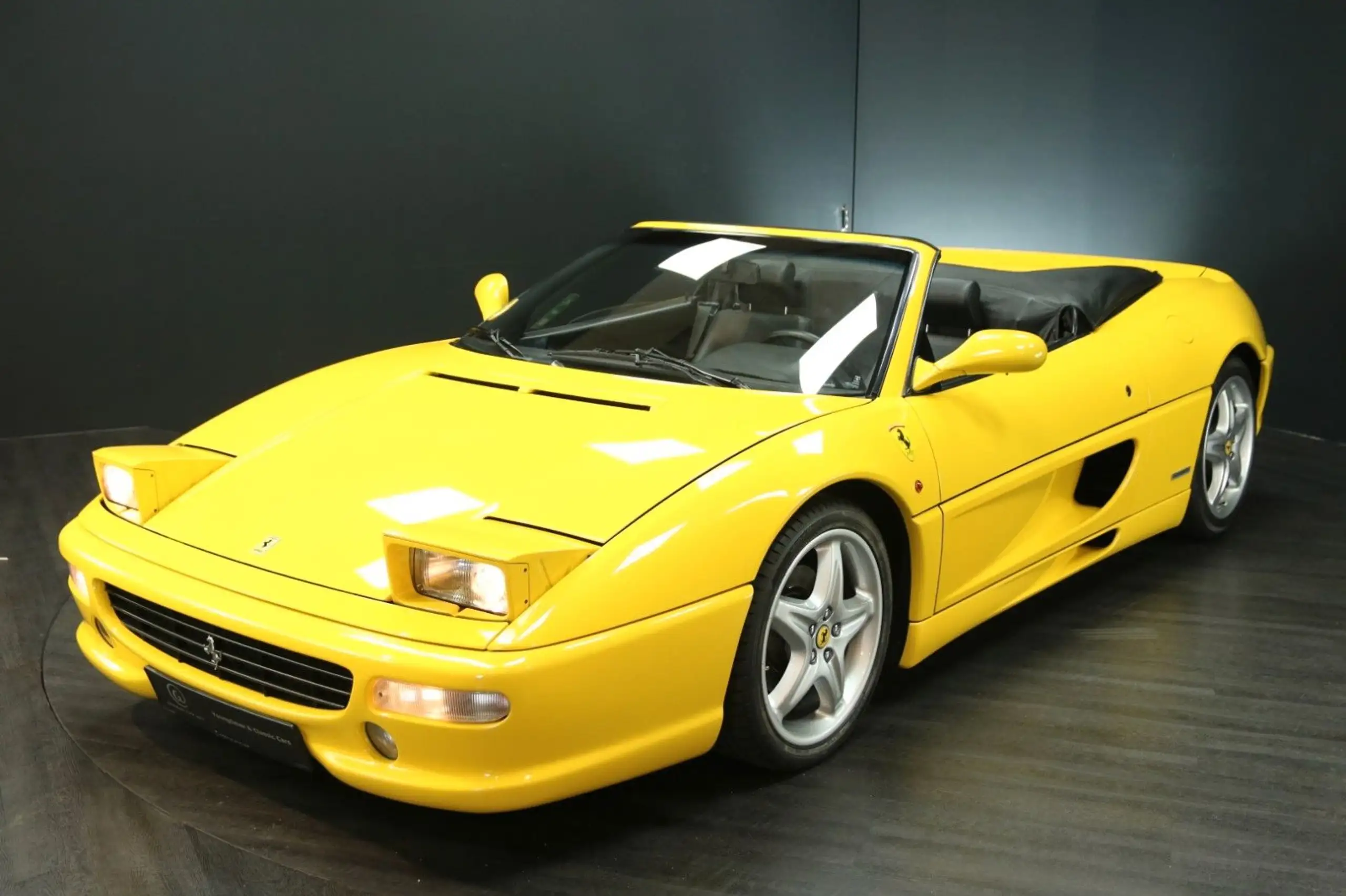 Ferrari - F355