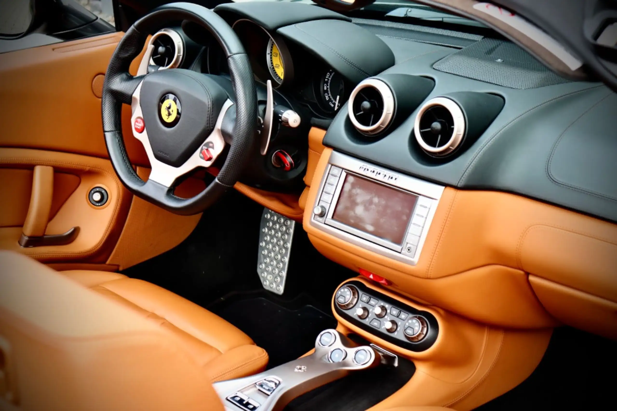 Ferrari - California