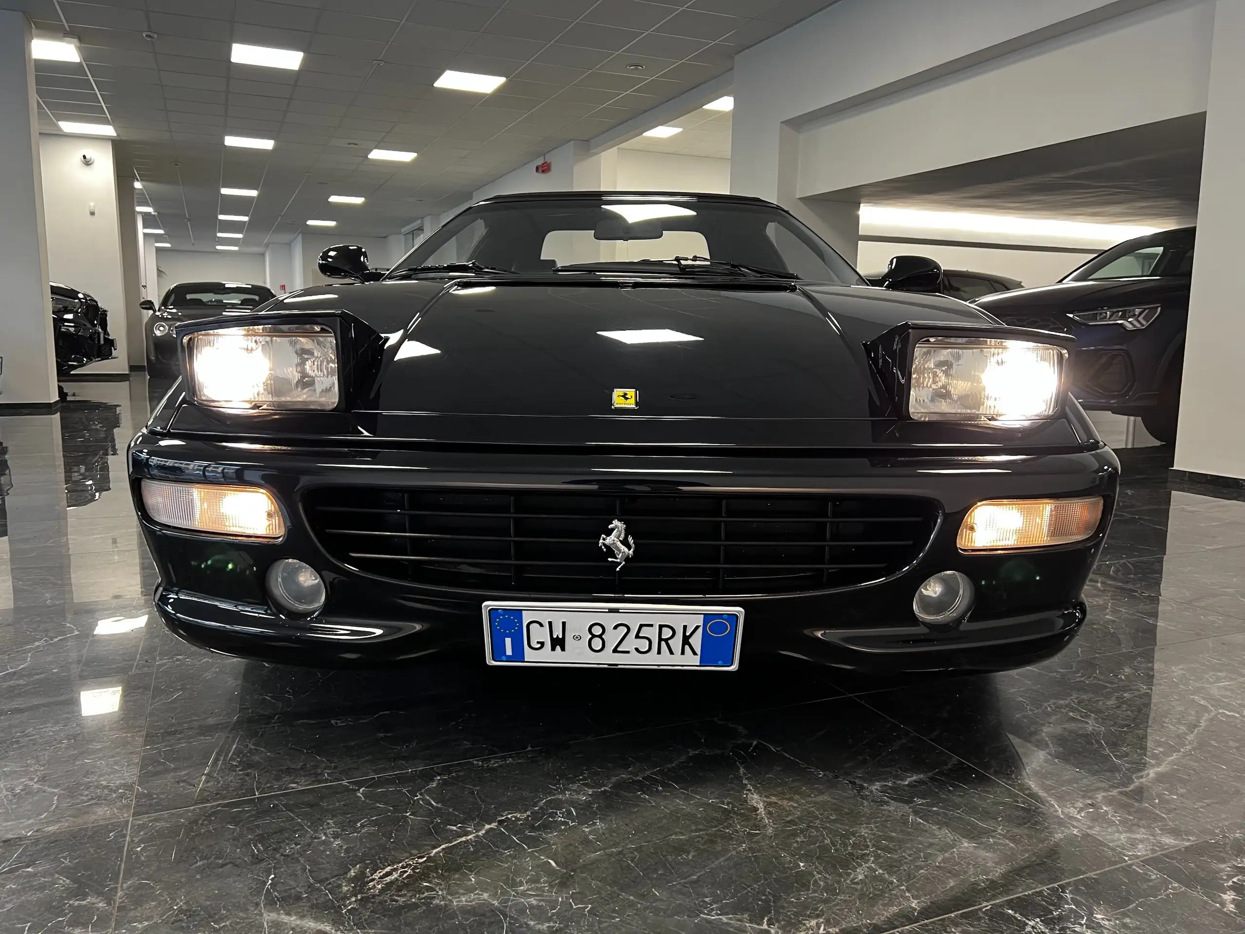 Ferrari - F355