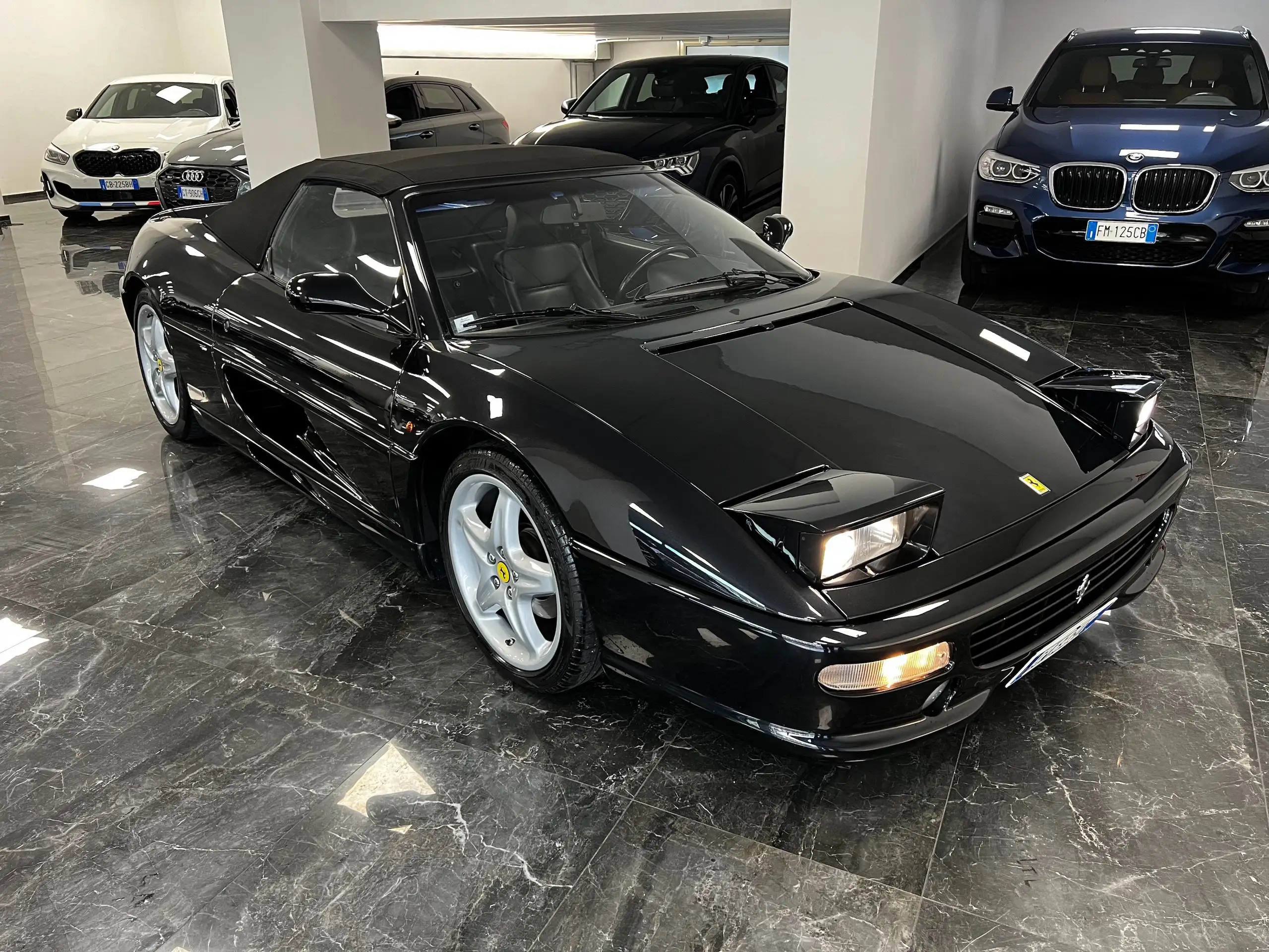 Ferrari - F355