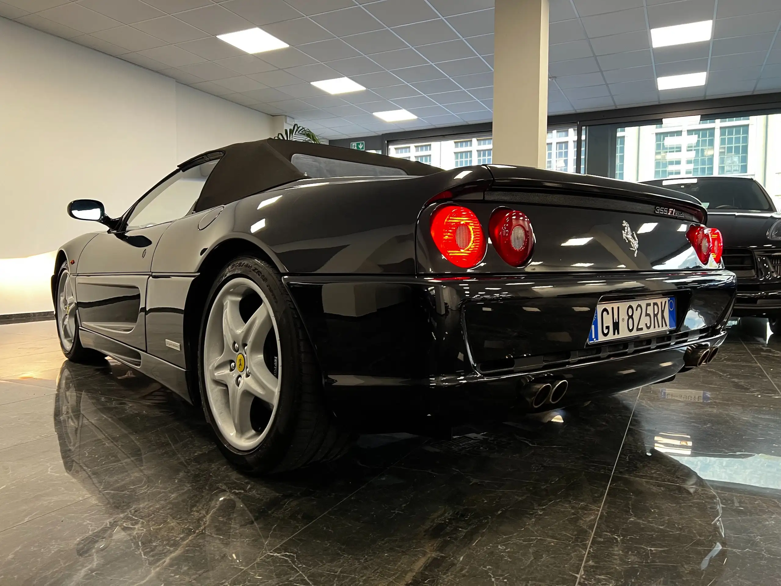 Ferrari - F355