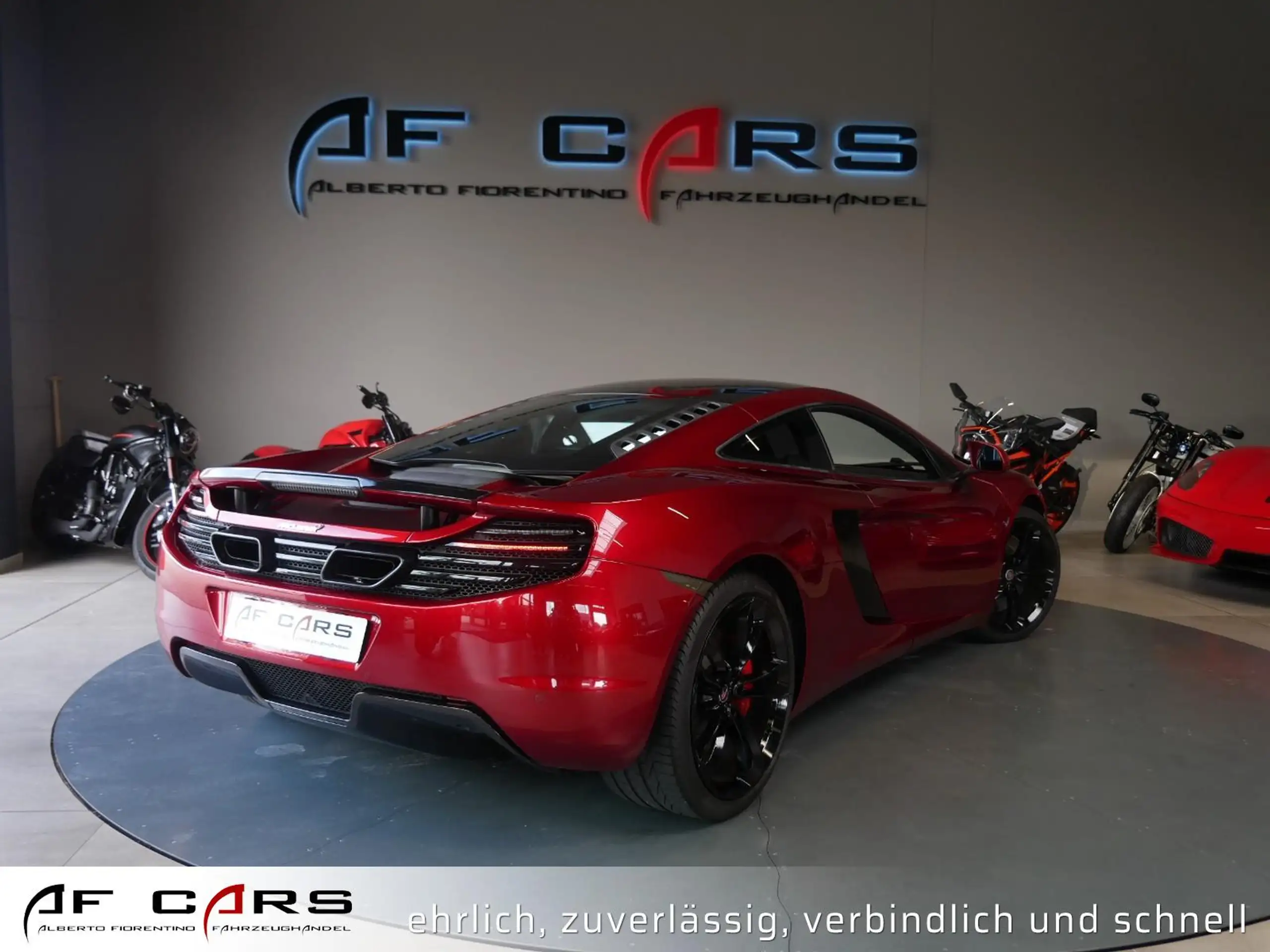 McLaren - MP4-12C