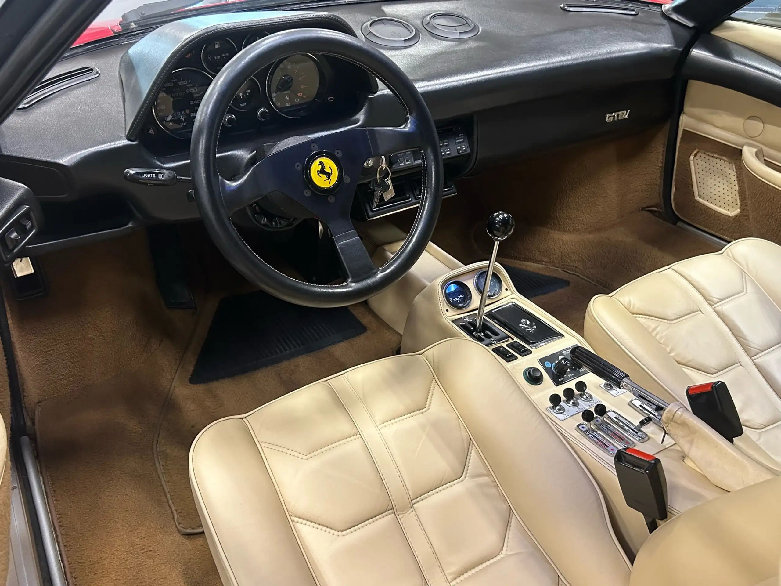 Ferrari - 308