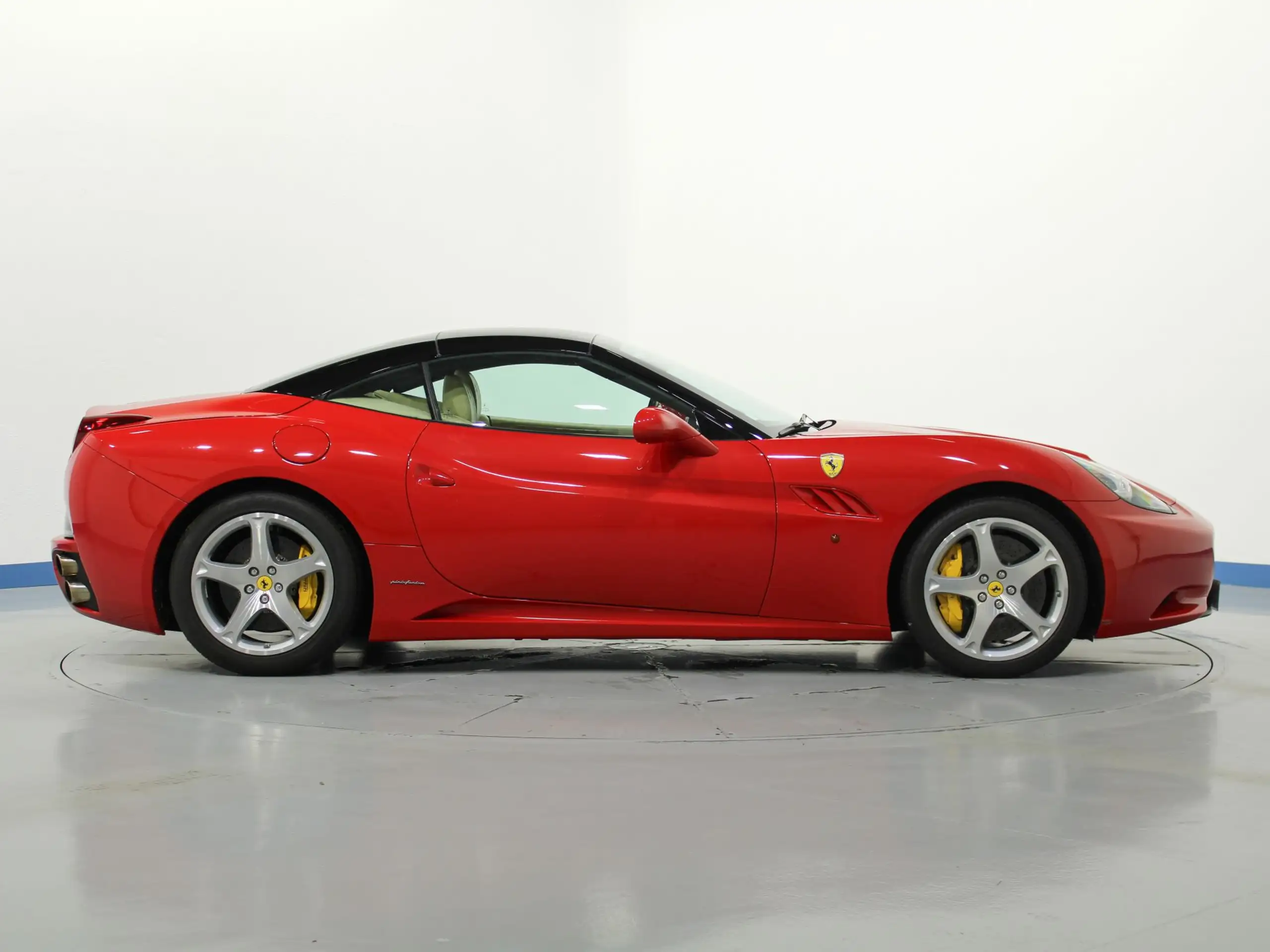 Ferrari - California