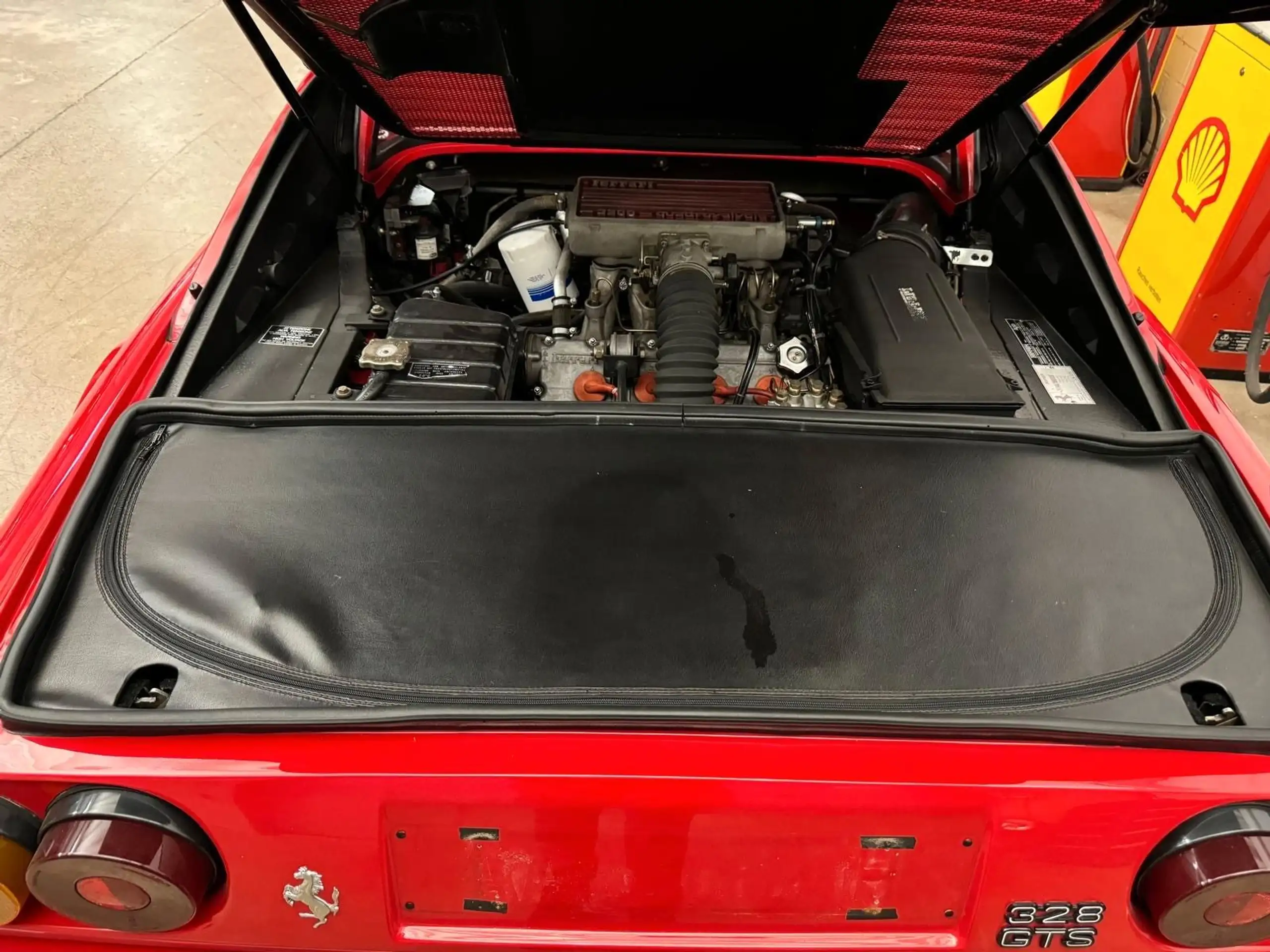 Ferrari - 328