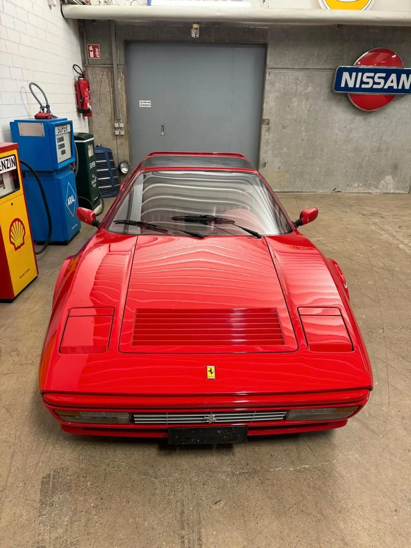 Ferrari - 328