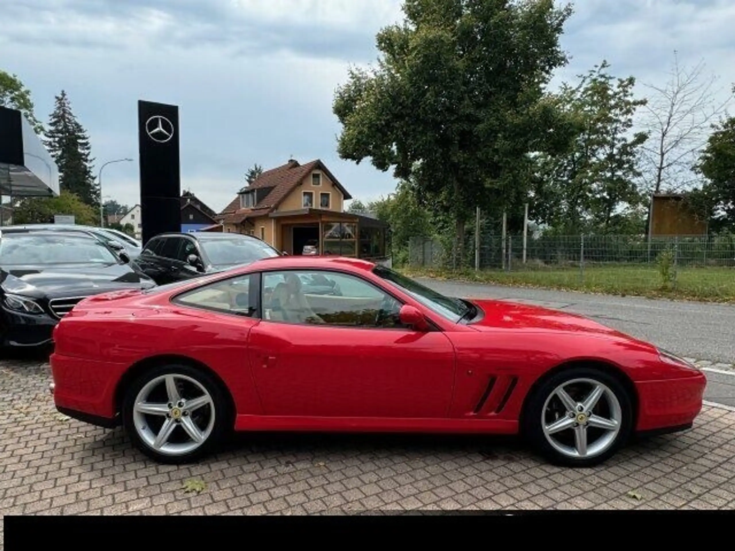 Ferrari - 575