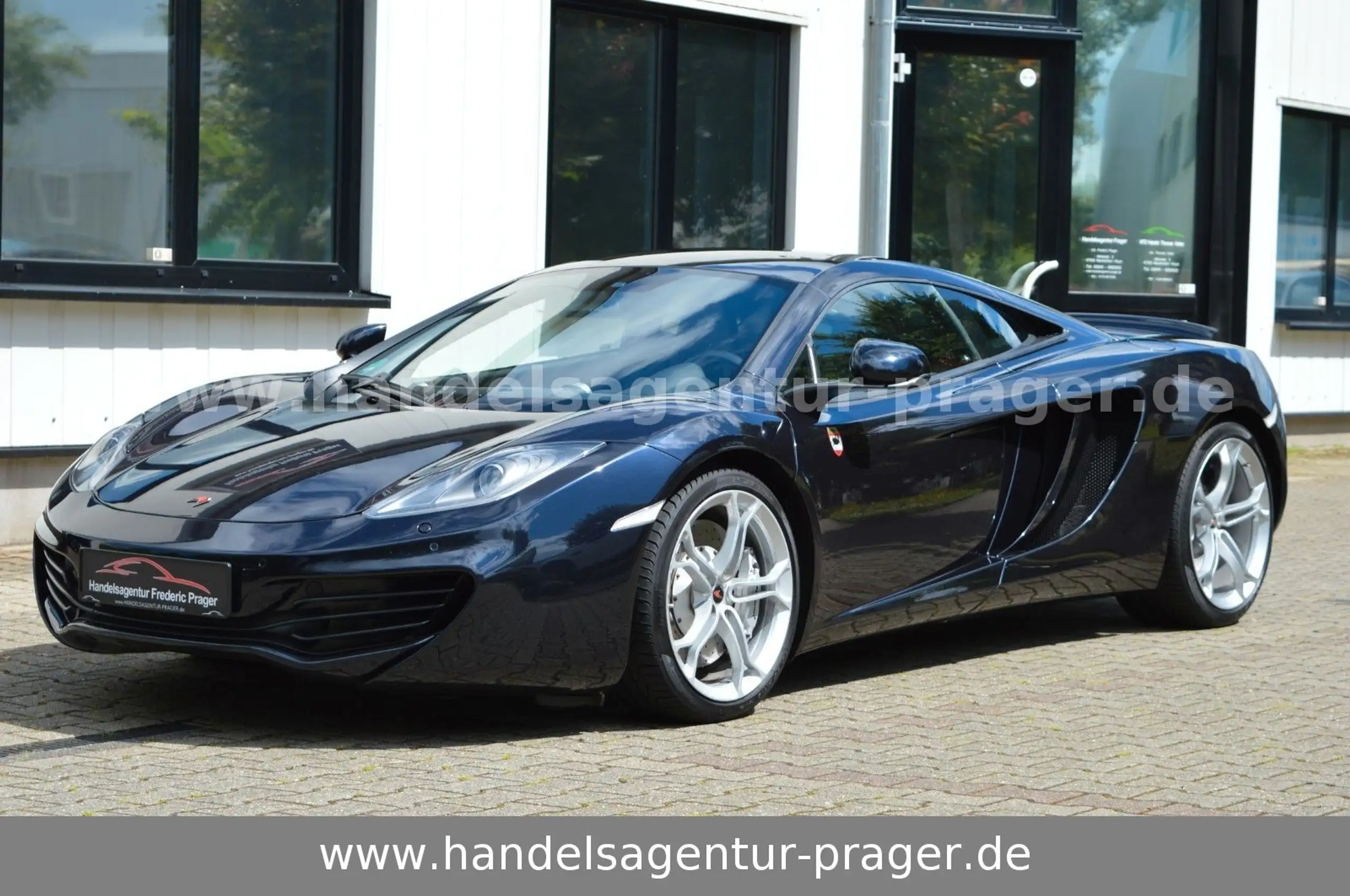 McLaren - MP4-12C