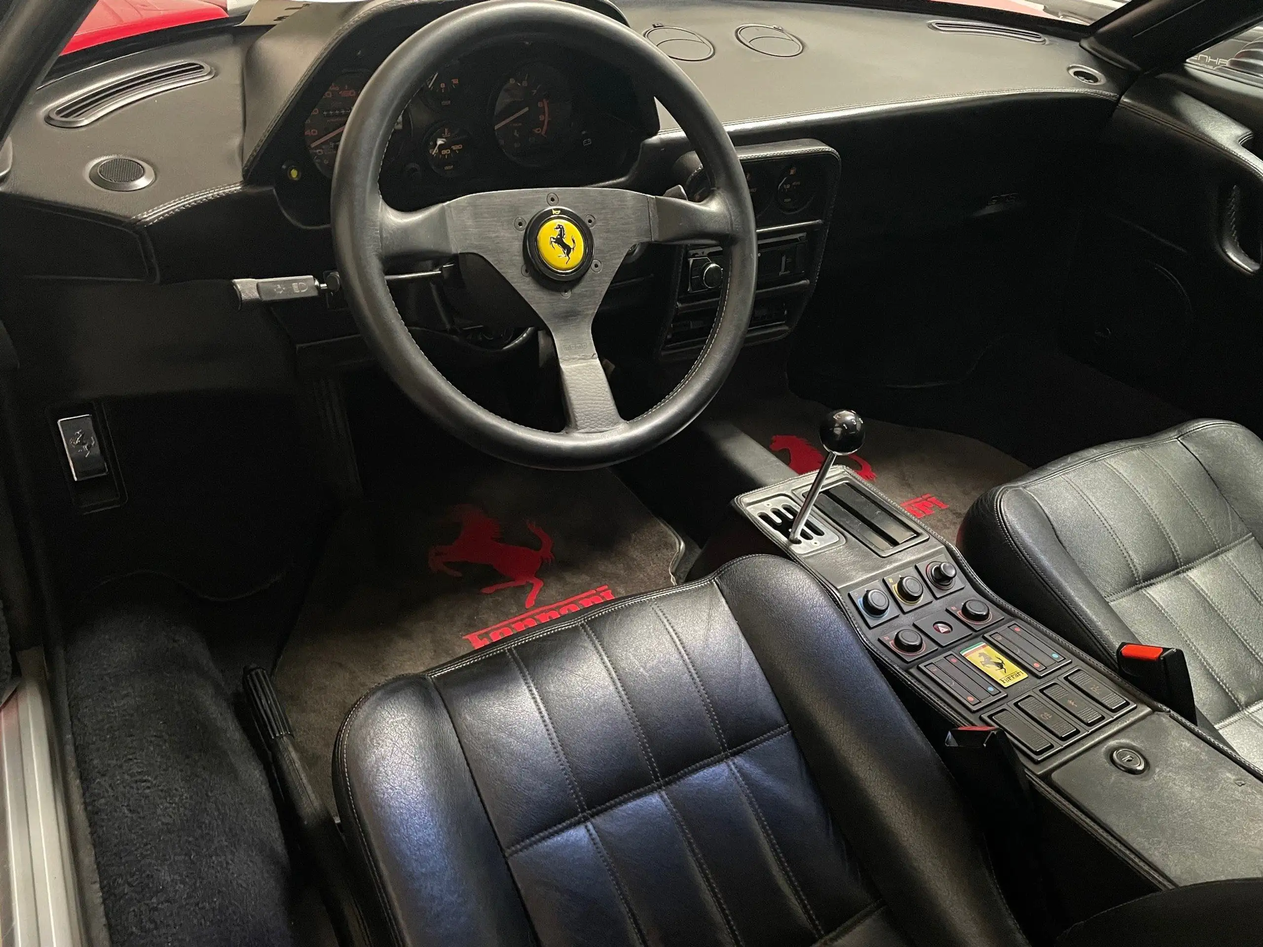 Ferrari - 328