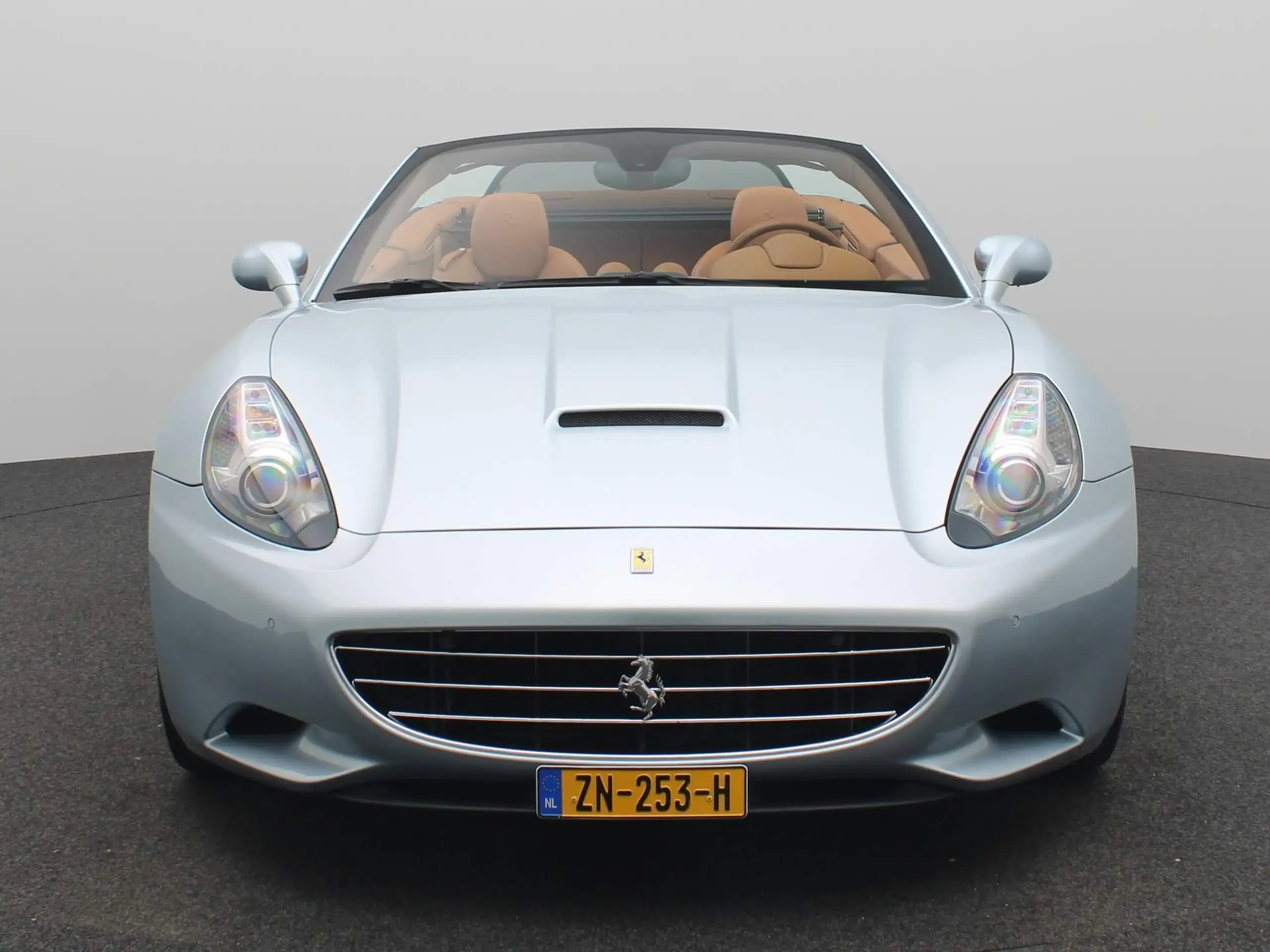 Ferrari - California