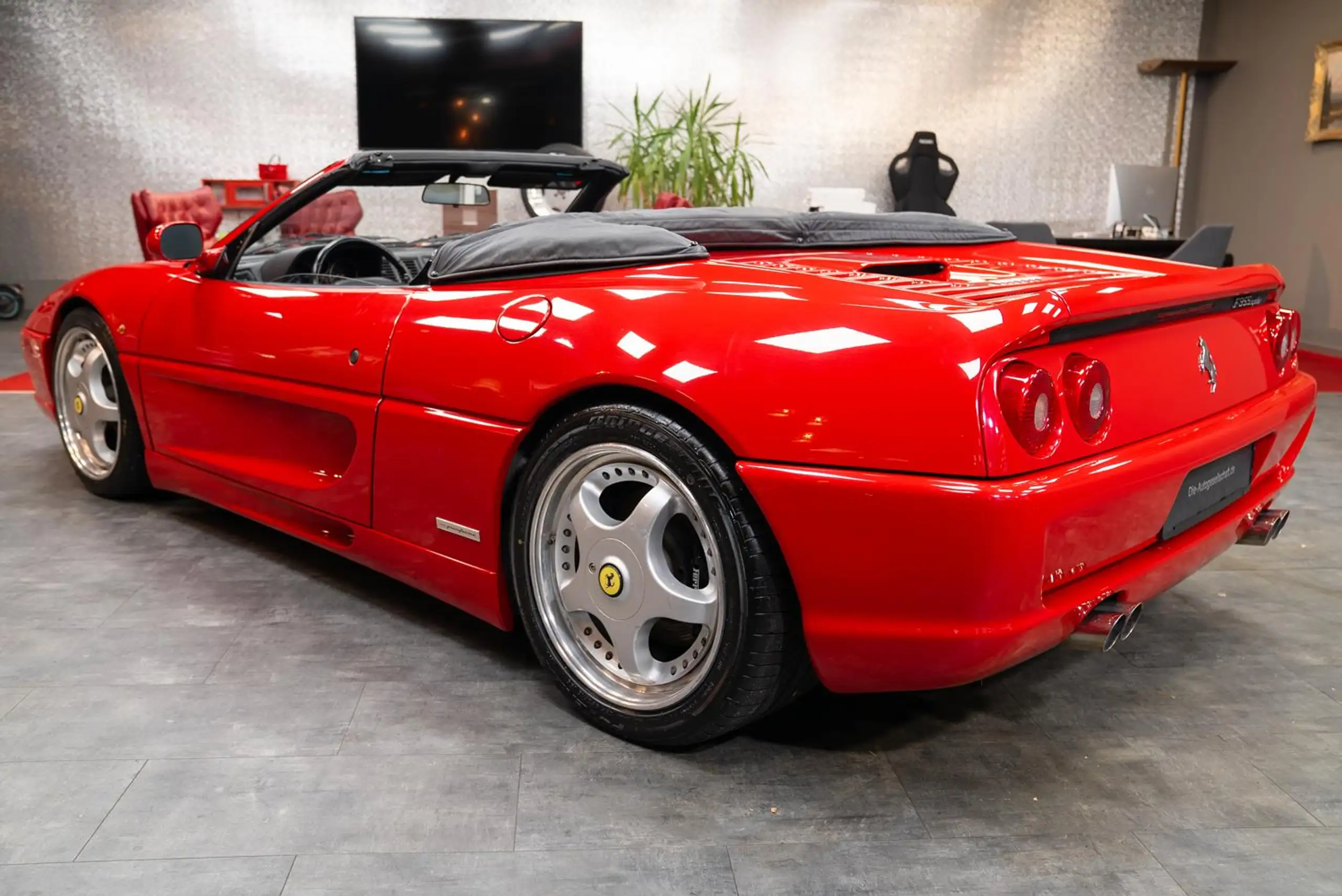 Ferrari - F355