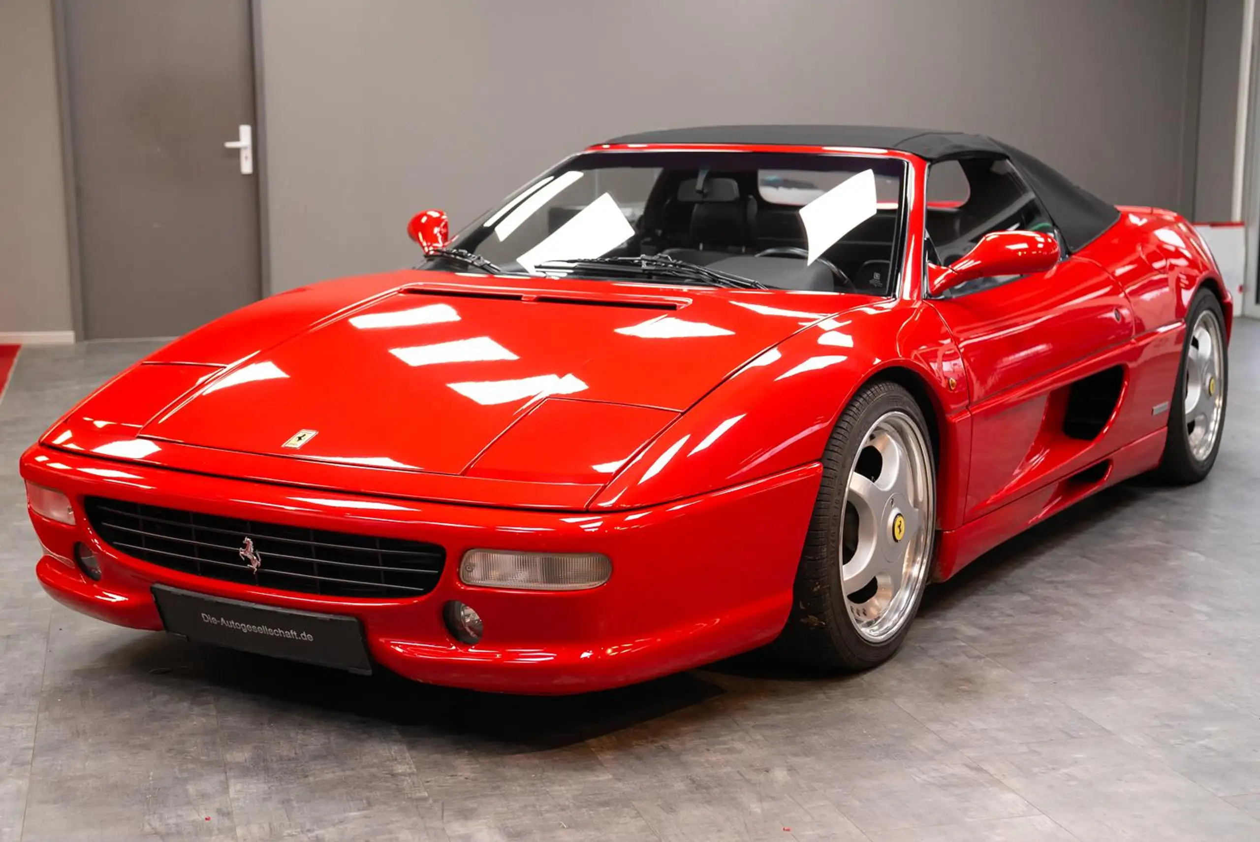 Ferrari - F355