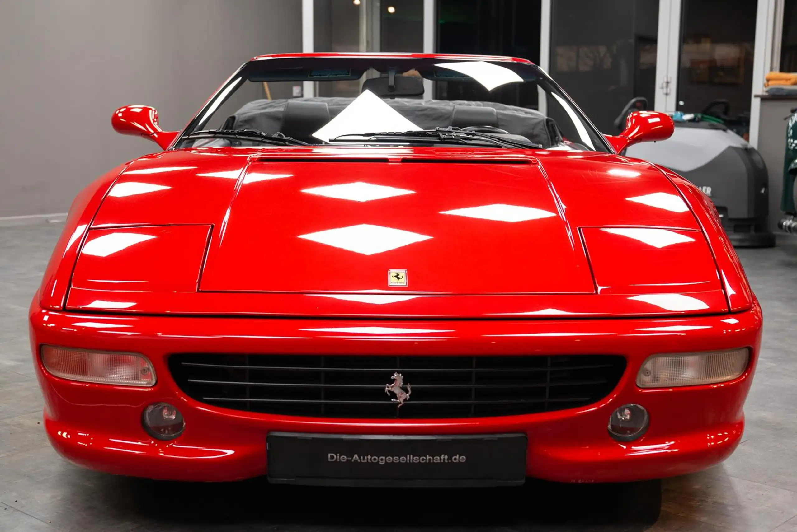 Ferrari - F355