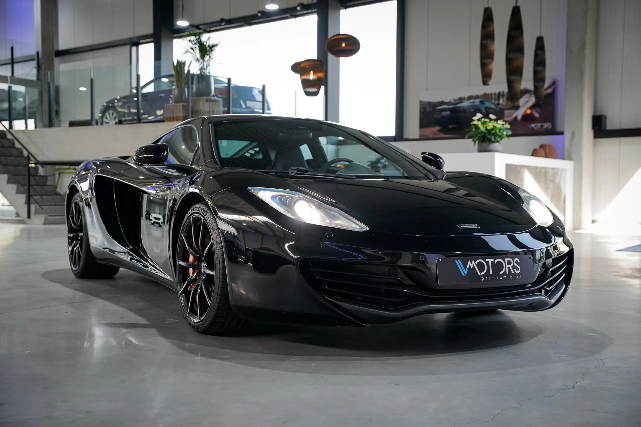 McLaren - MP4-12C