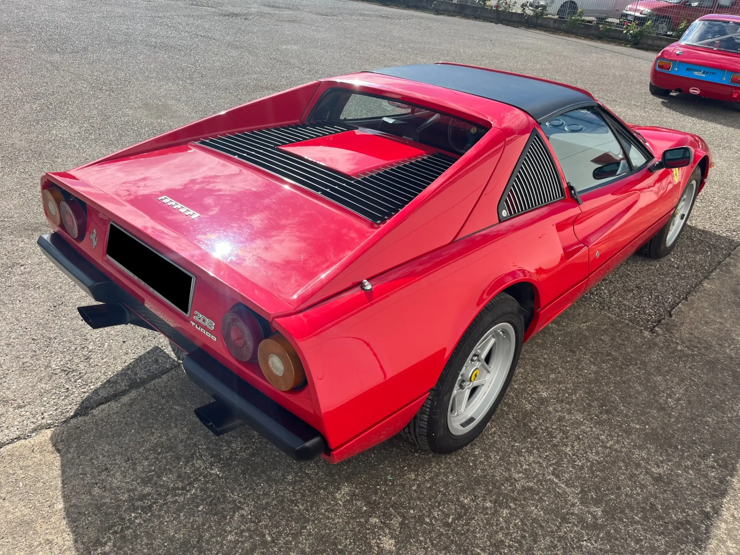 Ferrari - 208