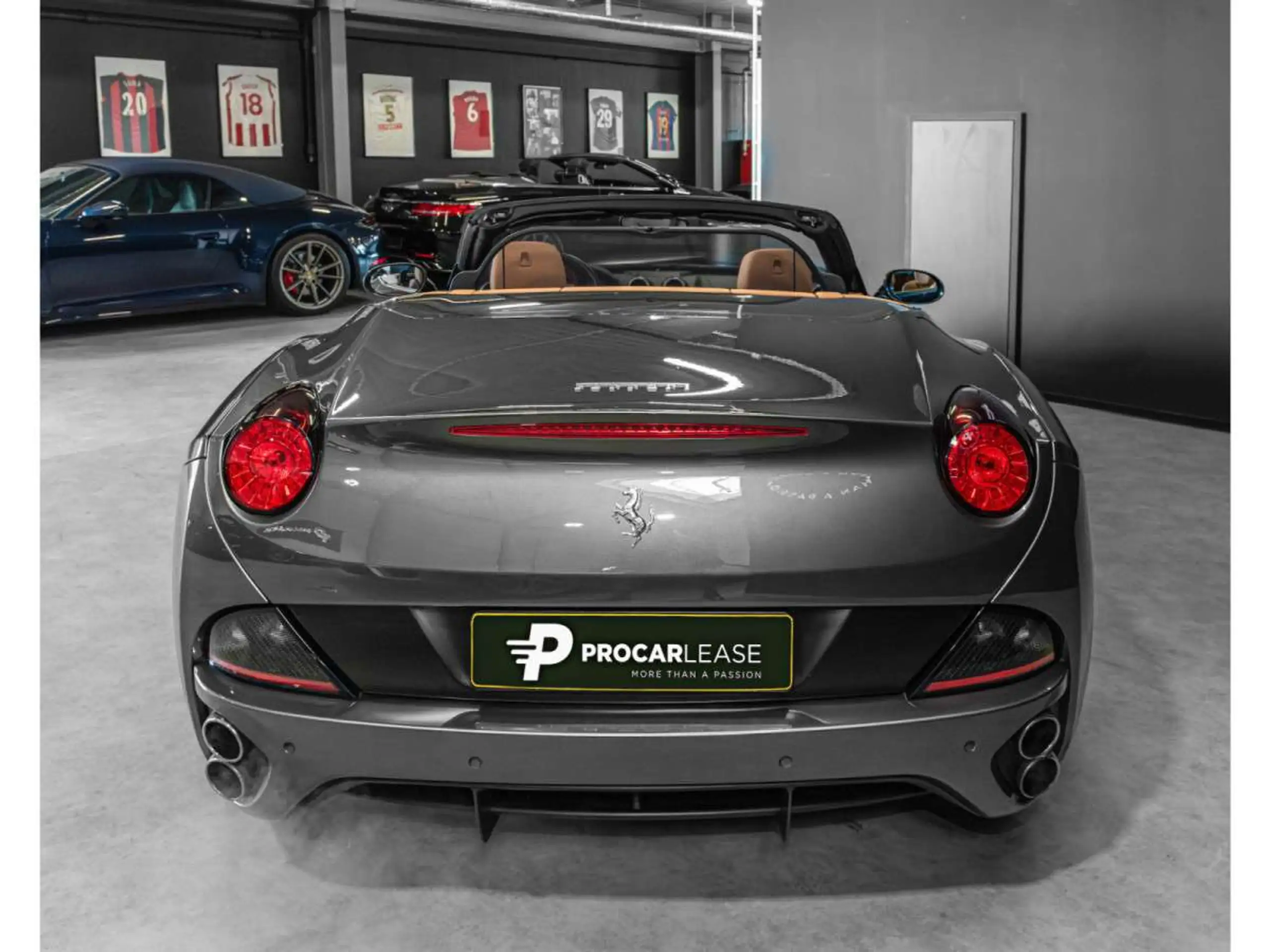 Ferrari - California