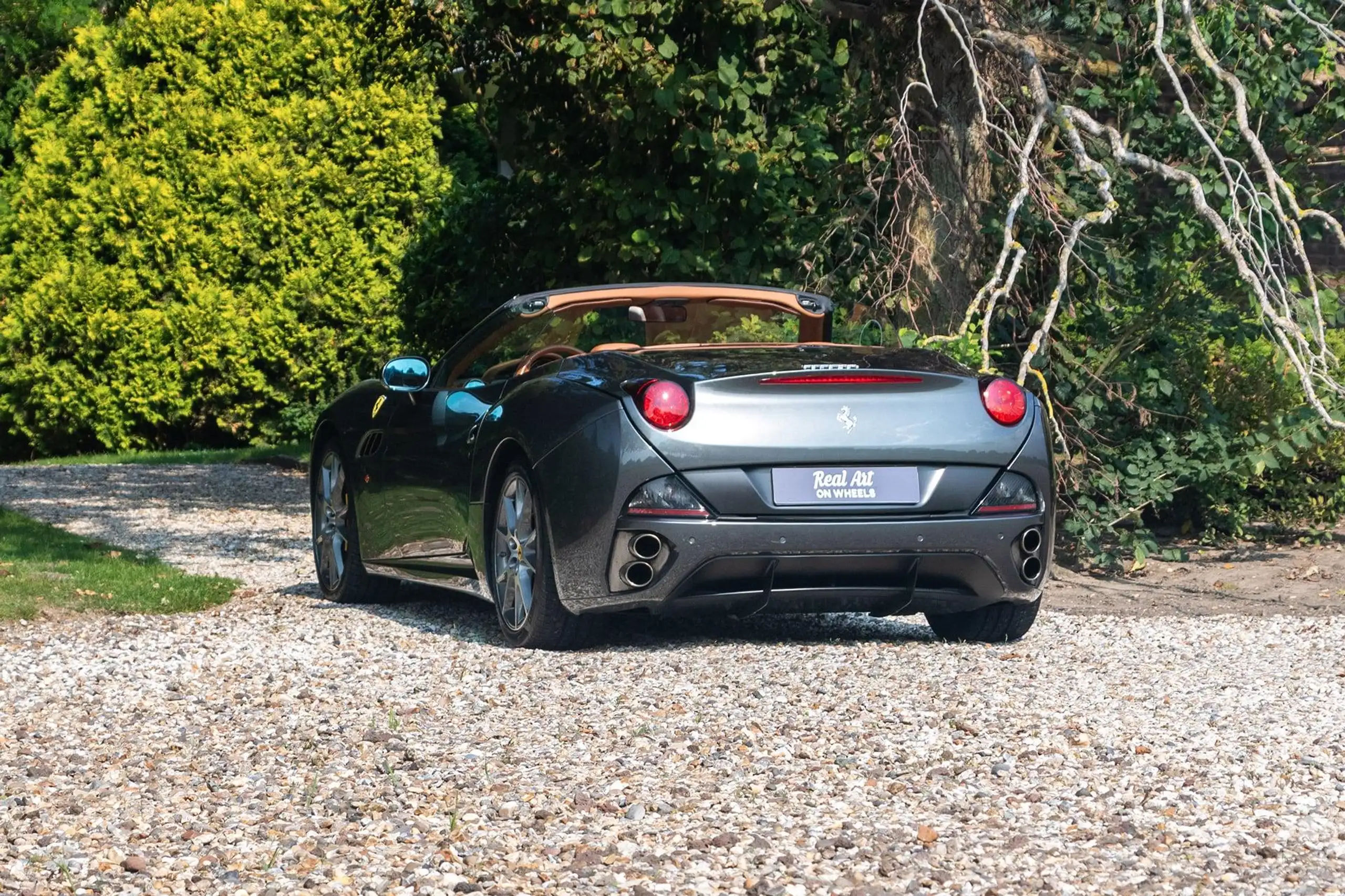 Ferrari - California