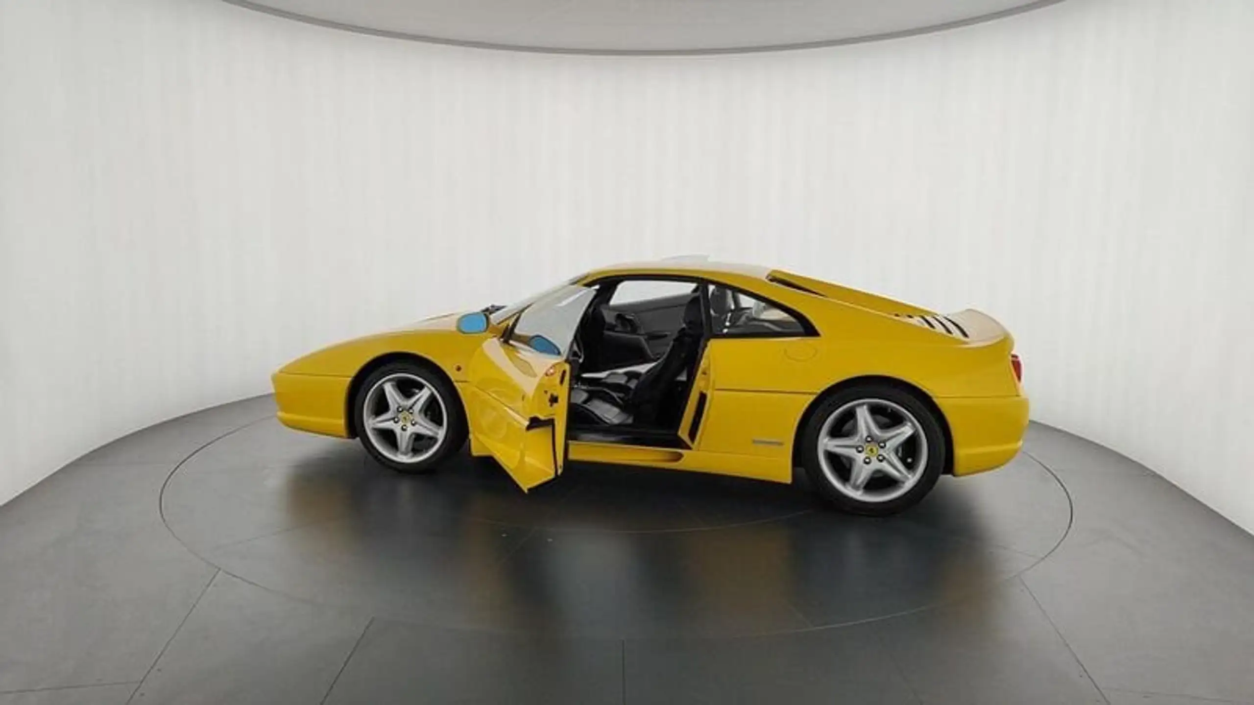 Ferrari - F355