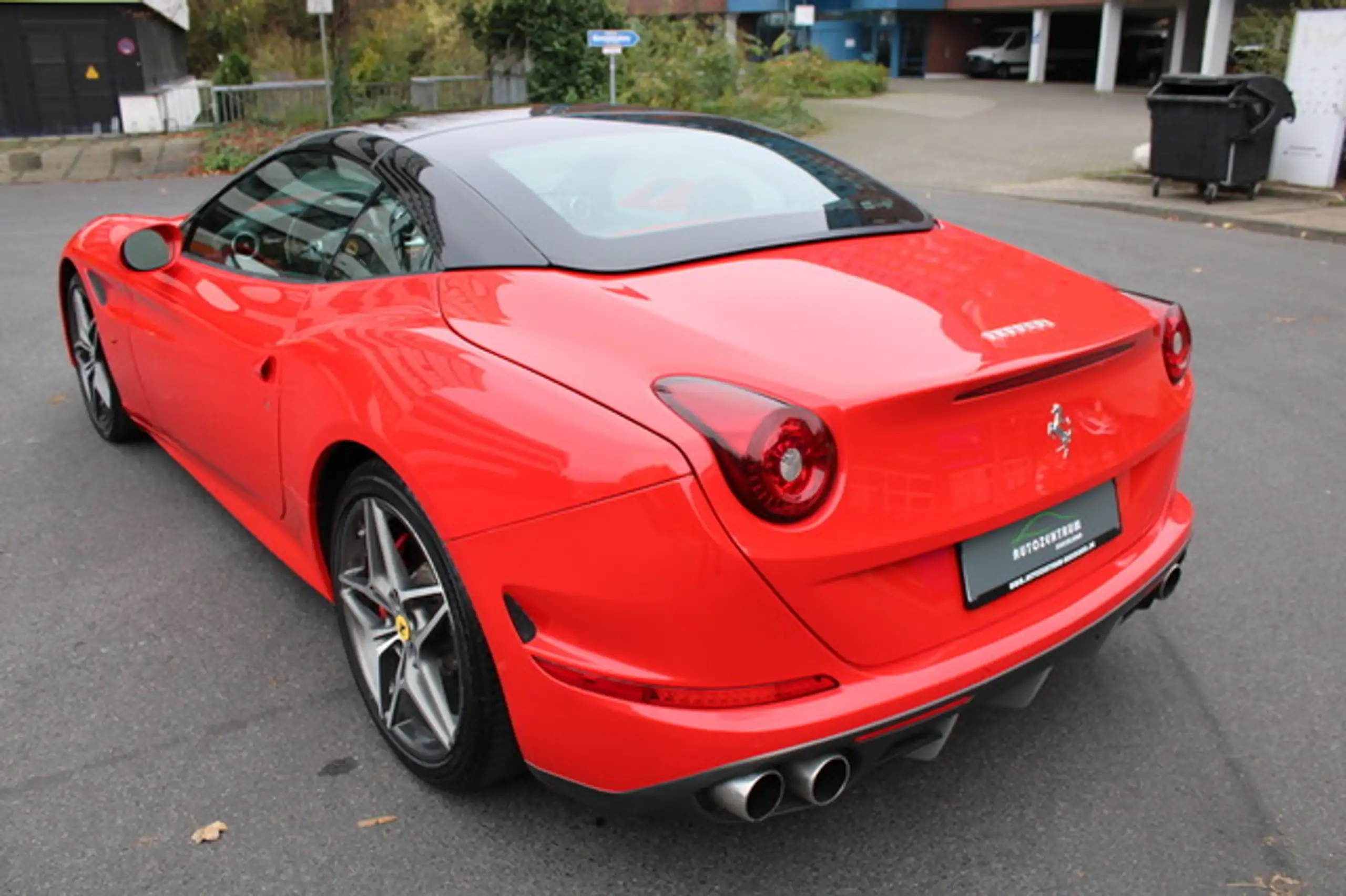 Ferrari - California