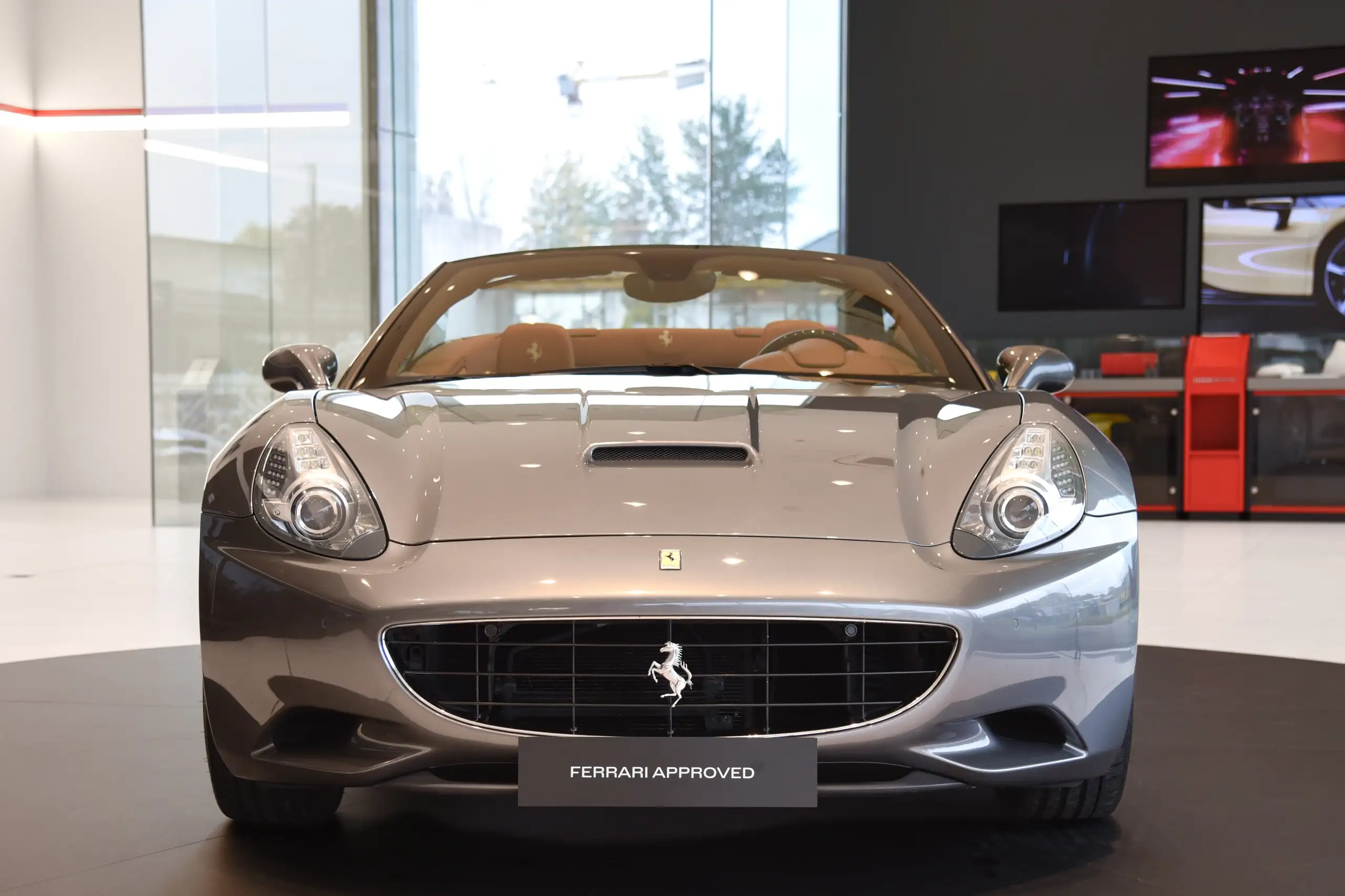 Ferrari - California