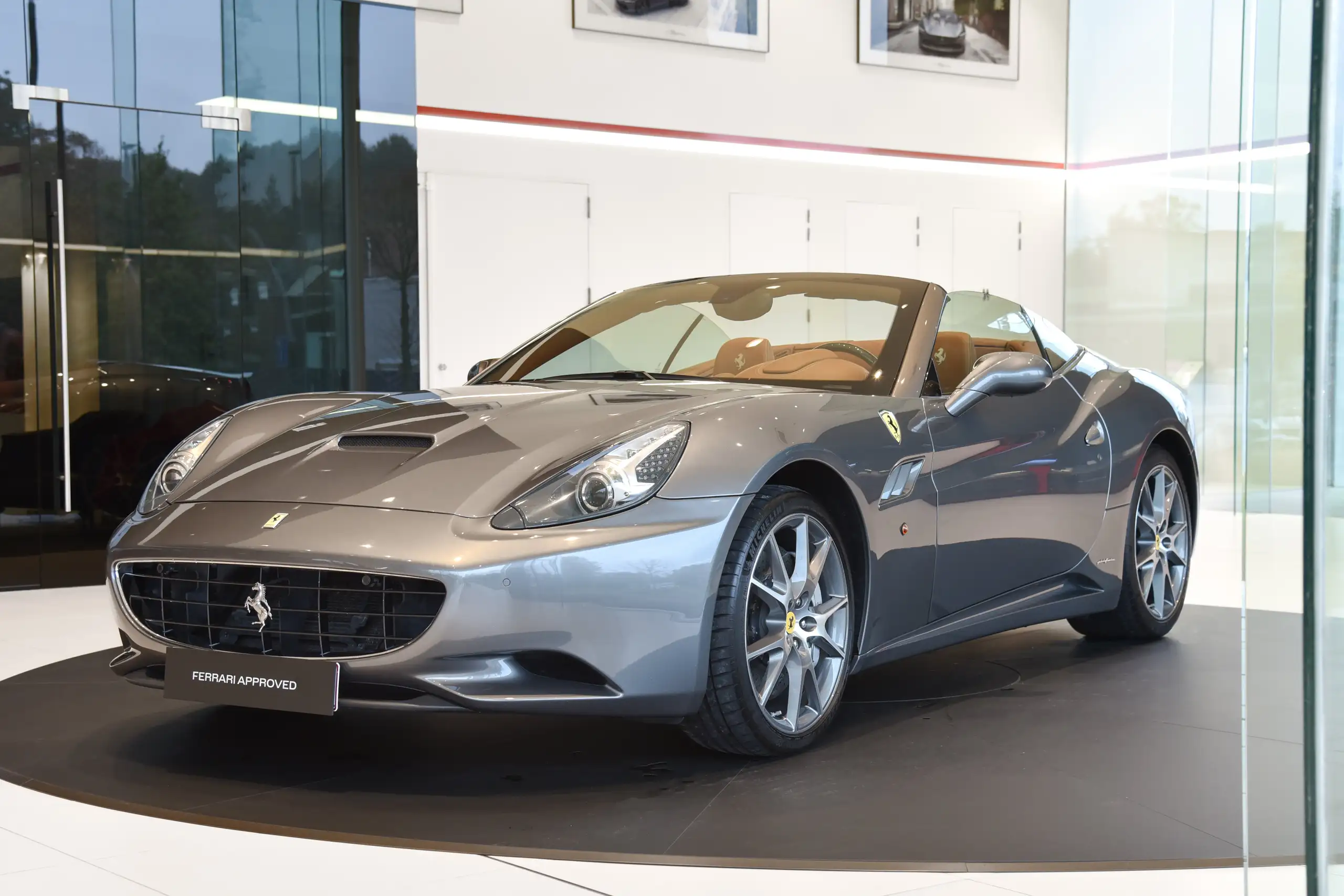 Ferrari - California