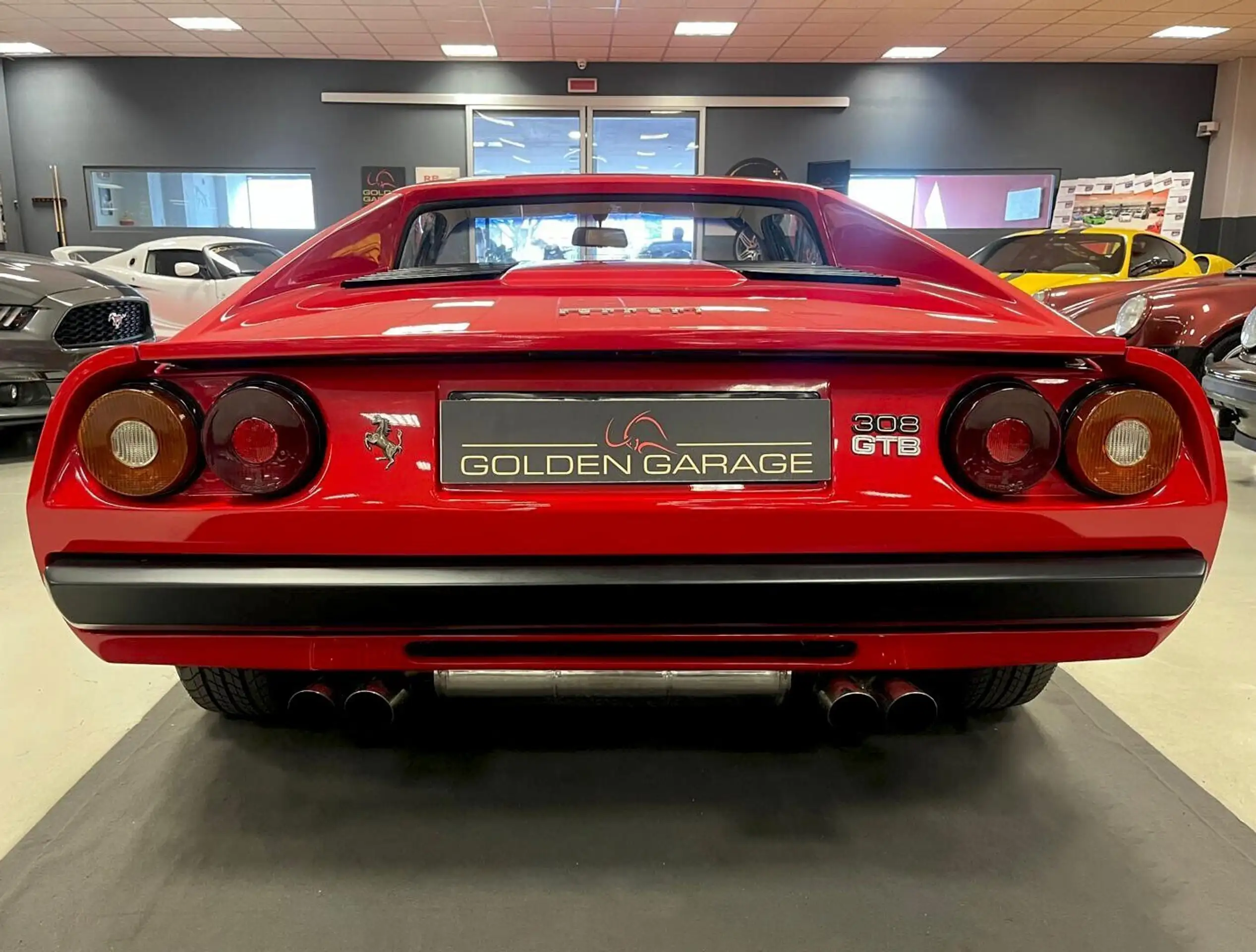 Ferrari - 308