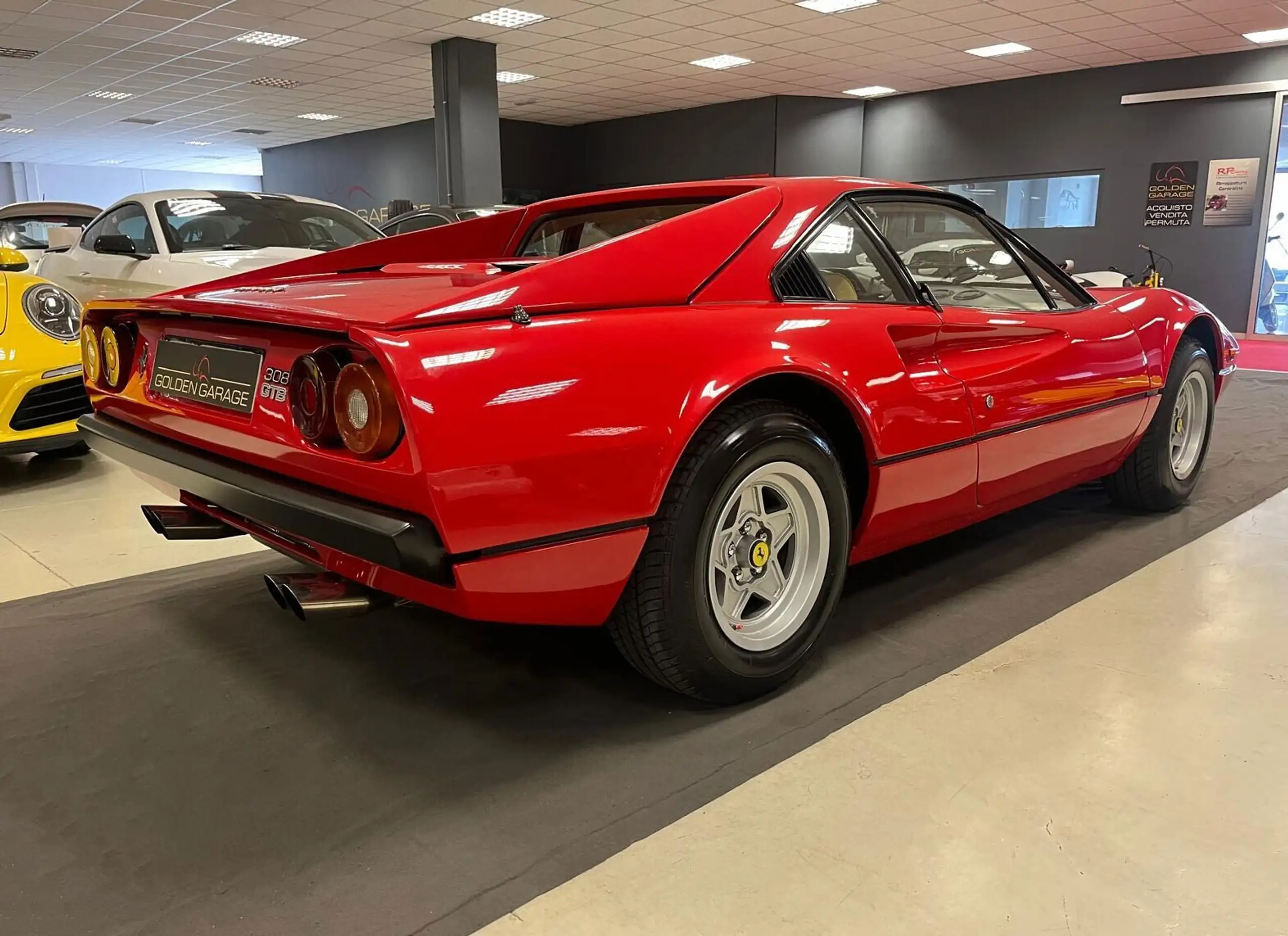 Ferrari - 308