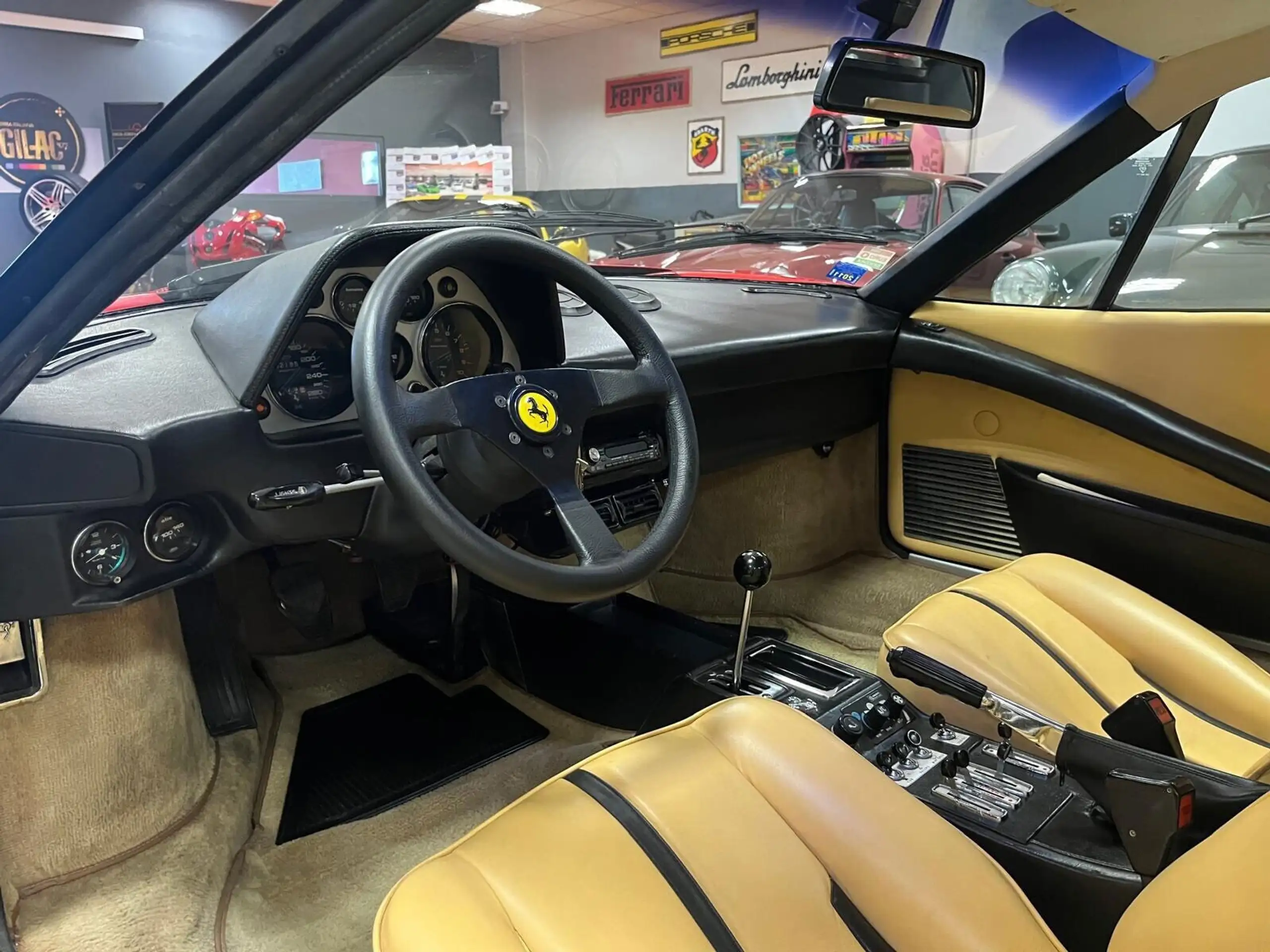 Ferrari - 308