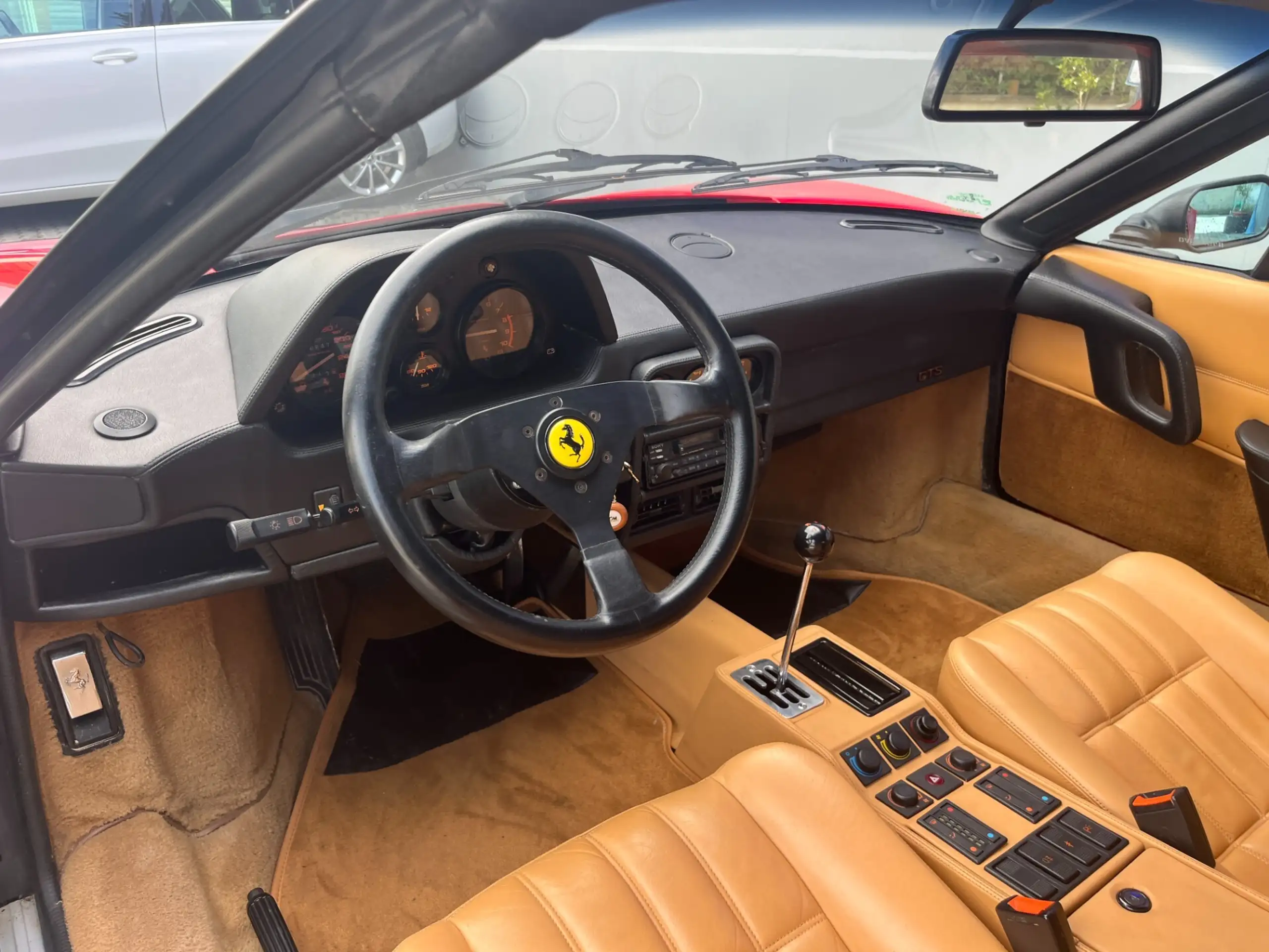 Ferrari - 328