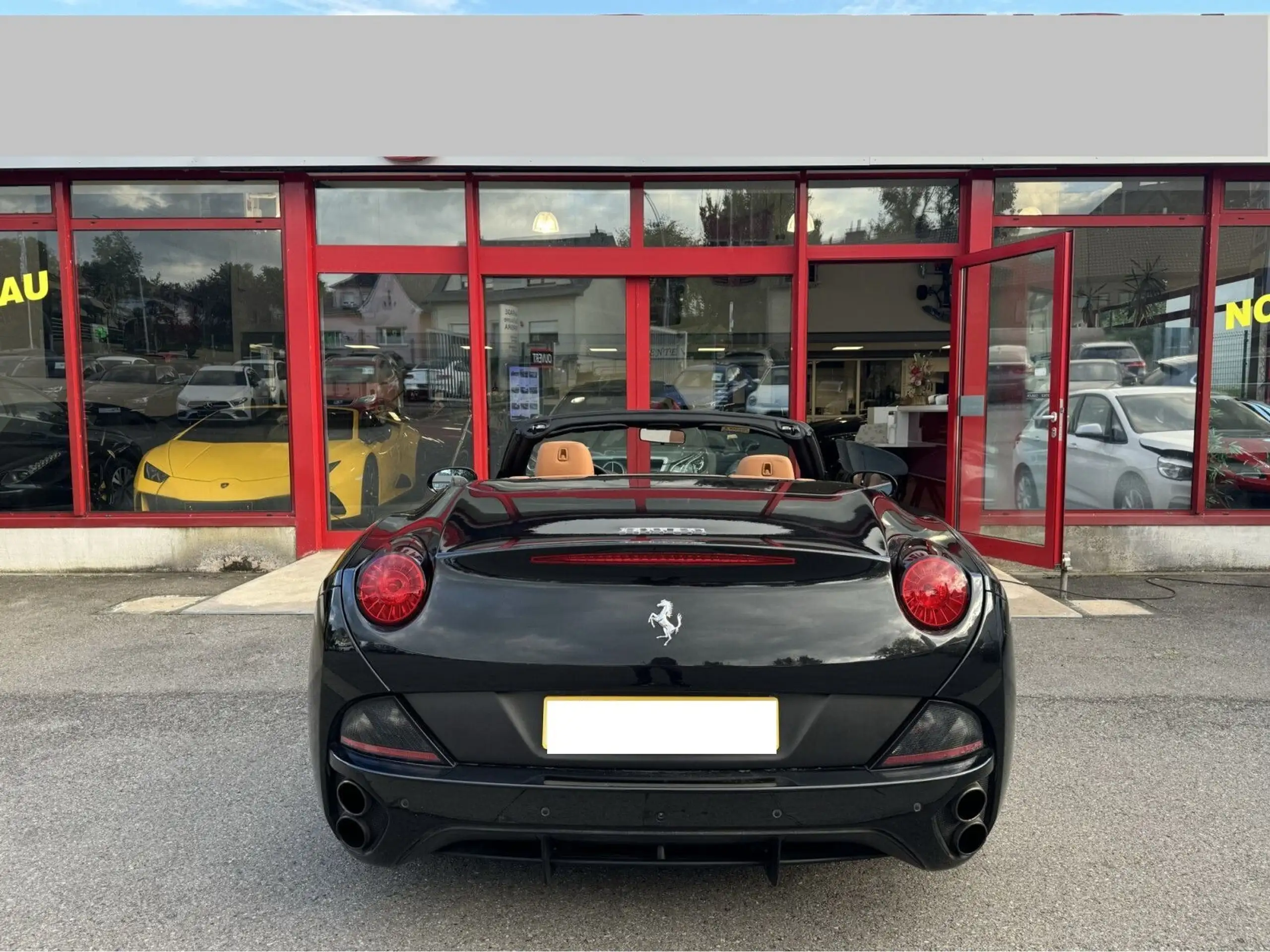 Ferrari - California