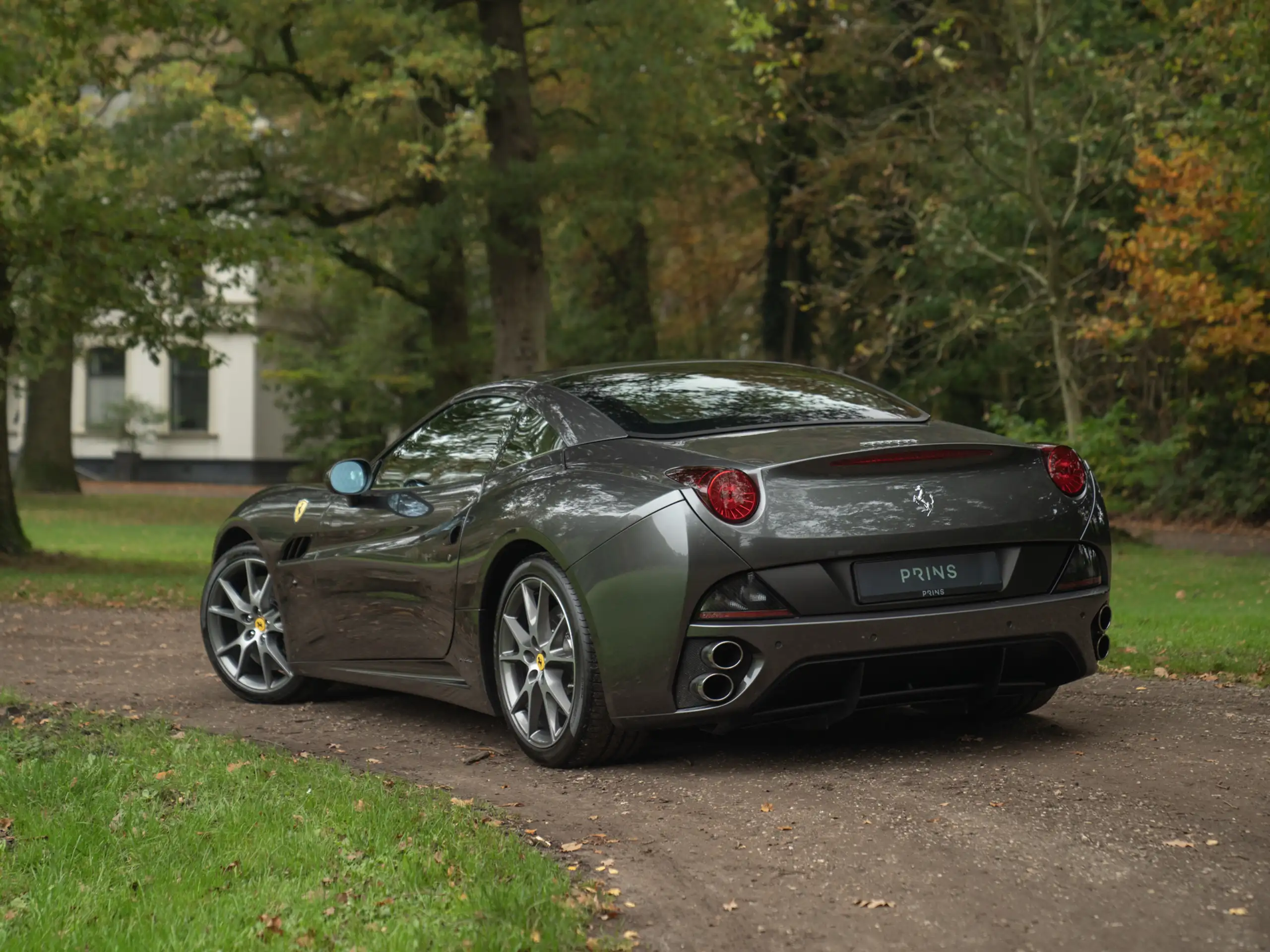 Ferrari - California