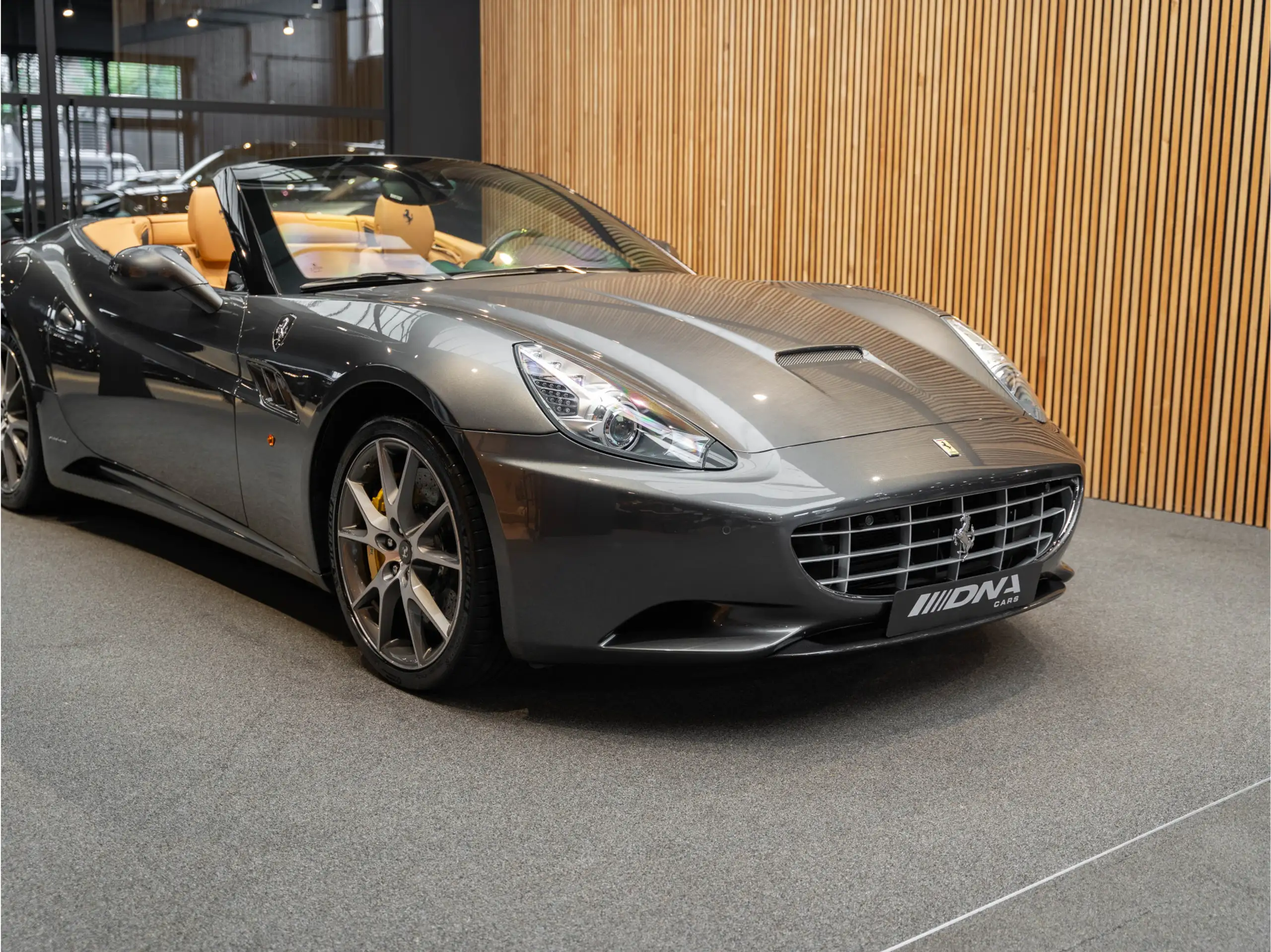 Ferrari - California