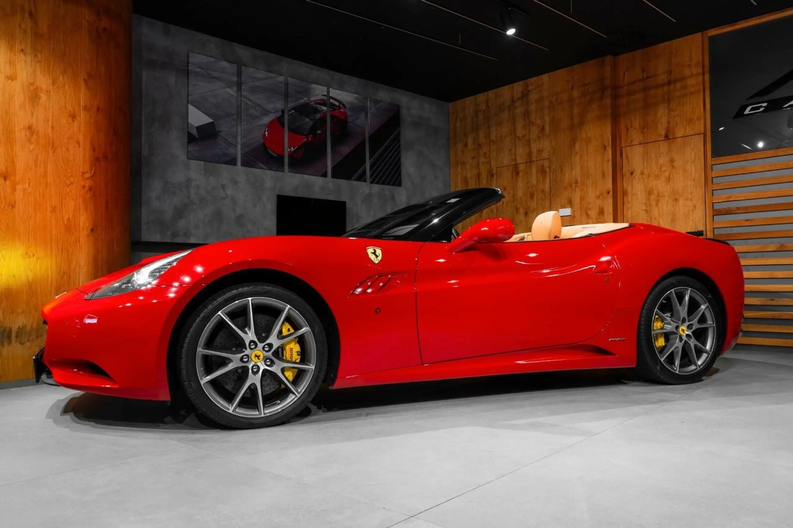 Ferrari - California