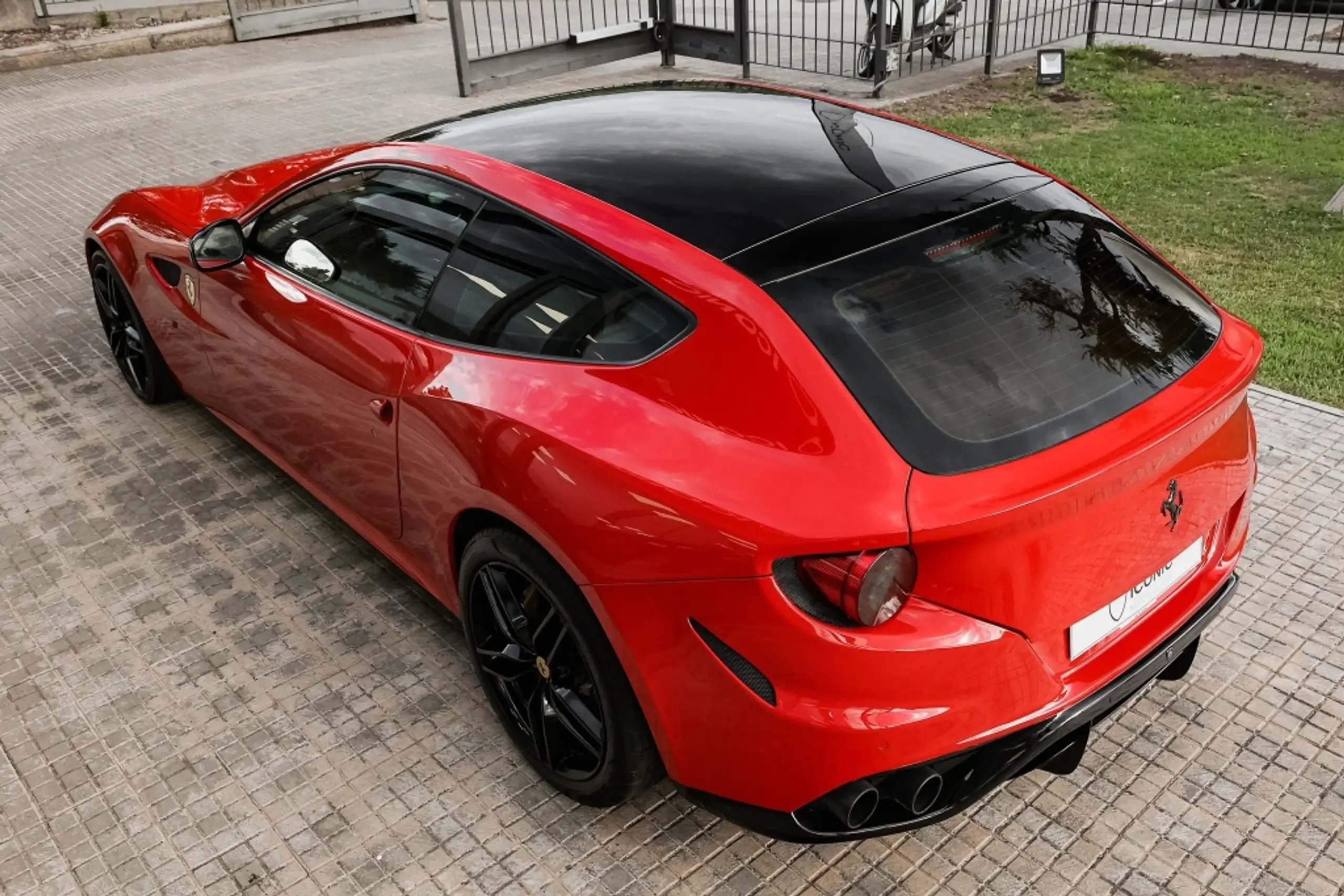 Ferrari - FF