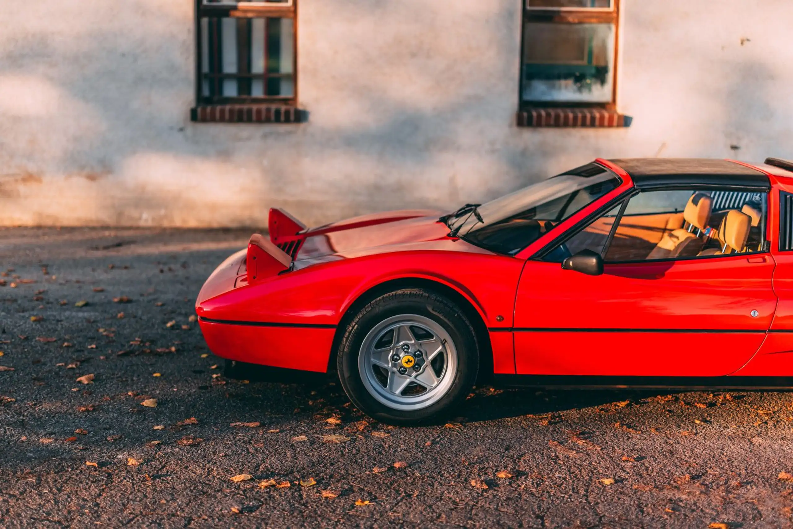 Ferrari - 208