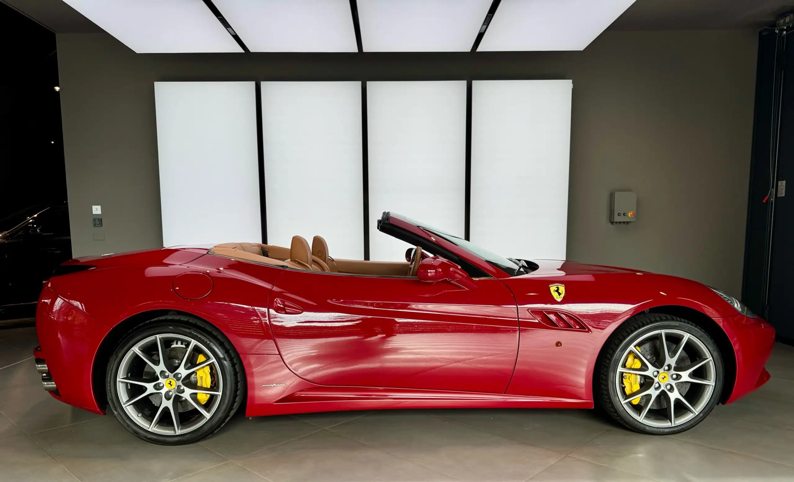 Ferrari - California