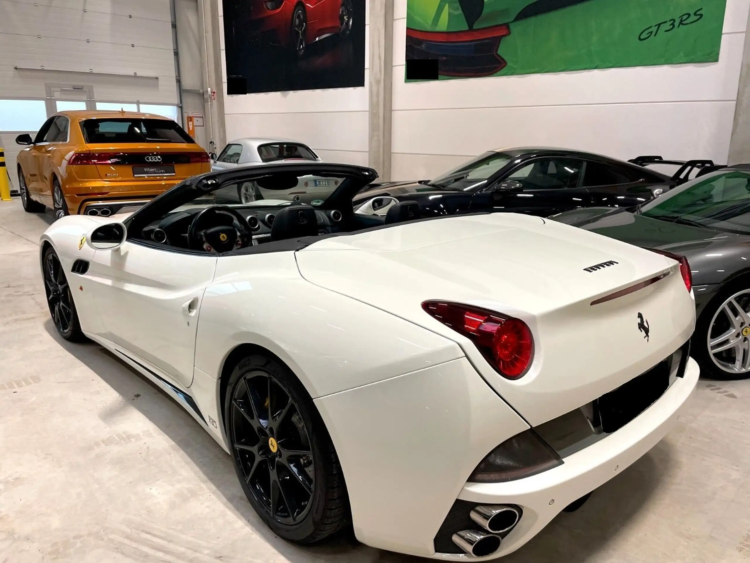 Ferrari - California