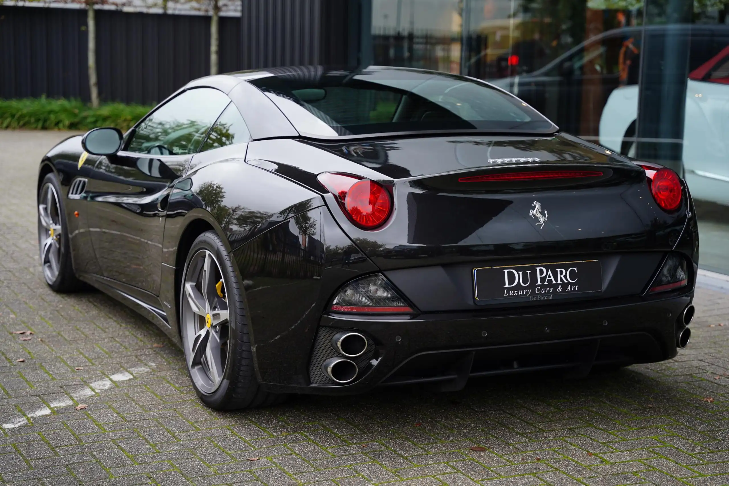 Ferrari - California