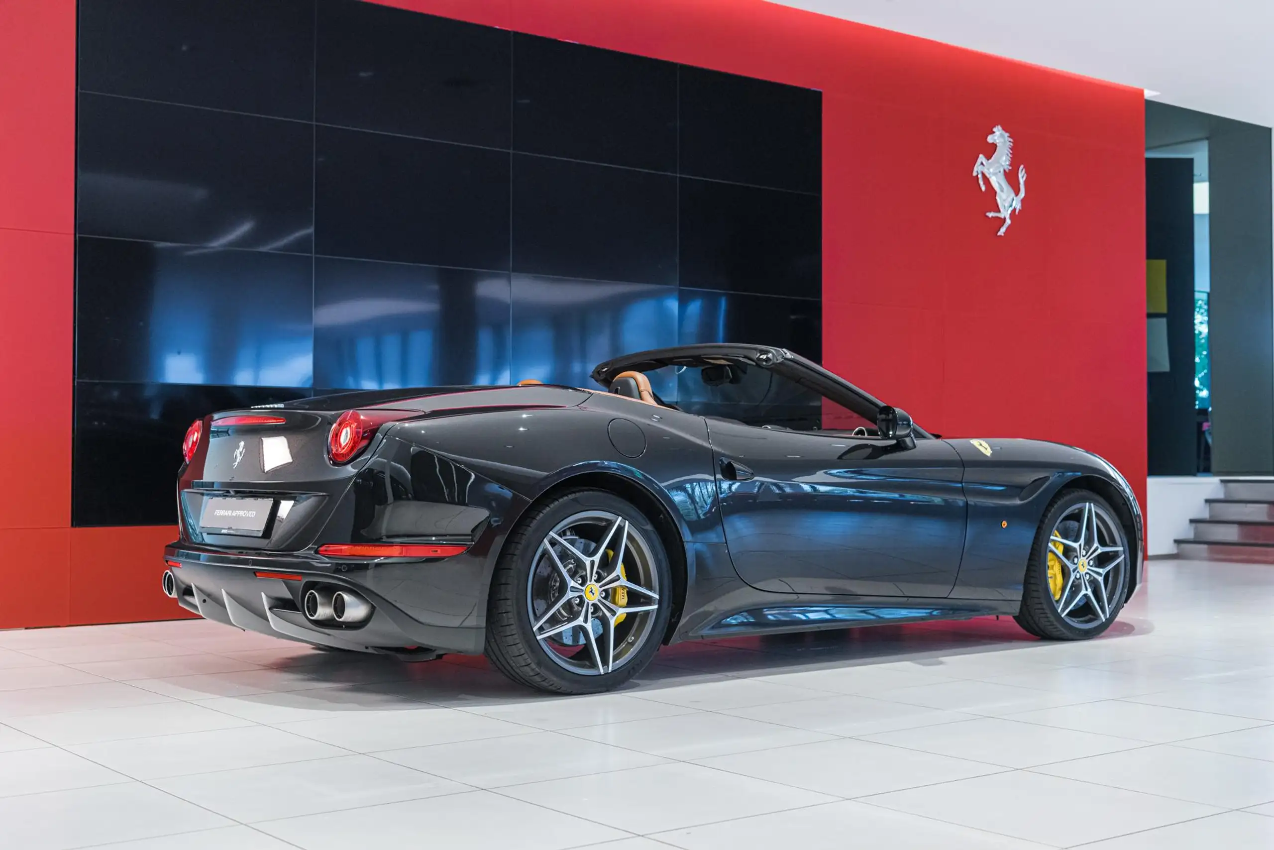 Ferrari - California