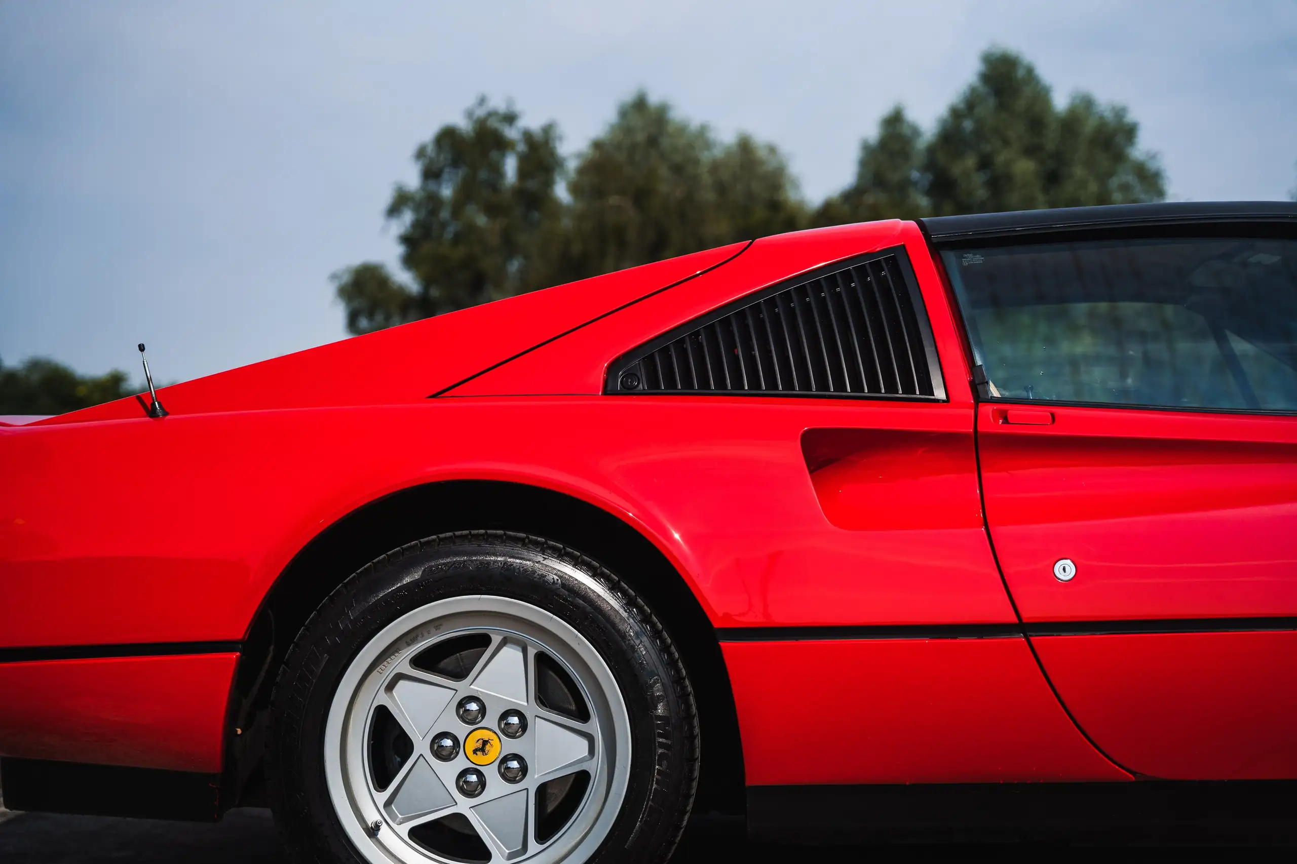 Ferrari - 328