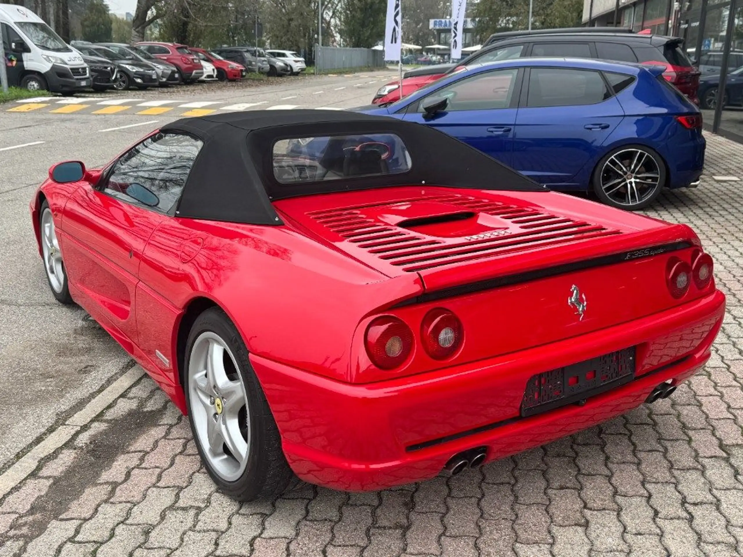 Ferrari - F355