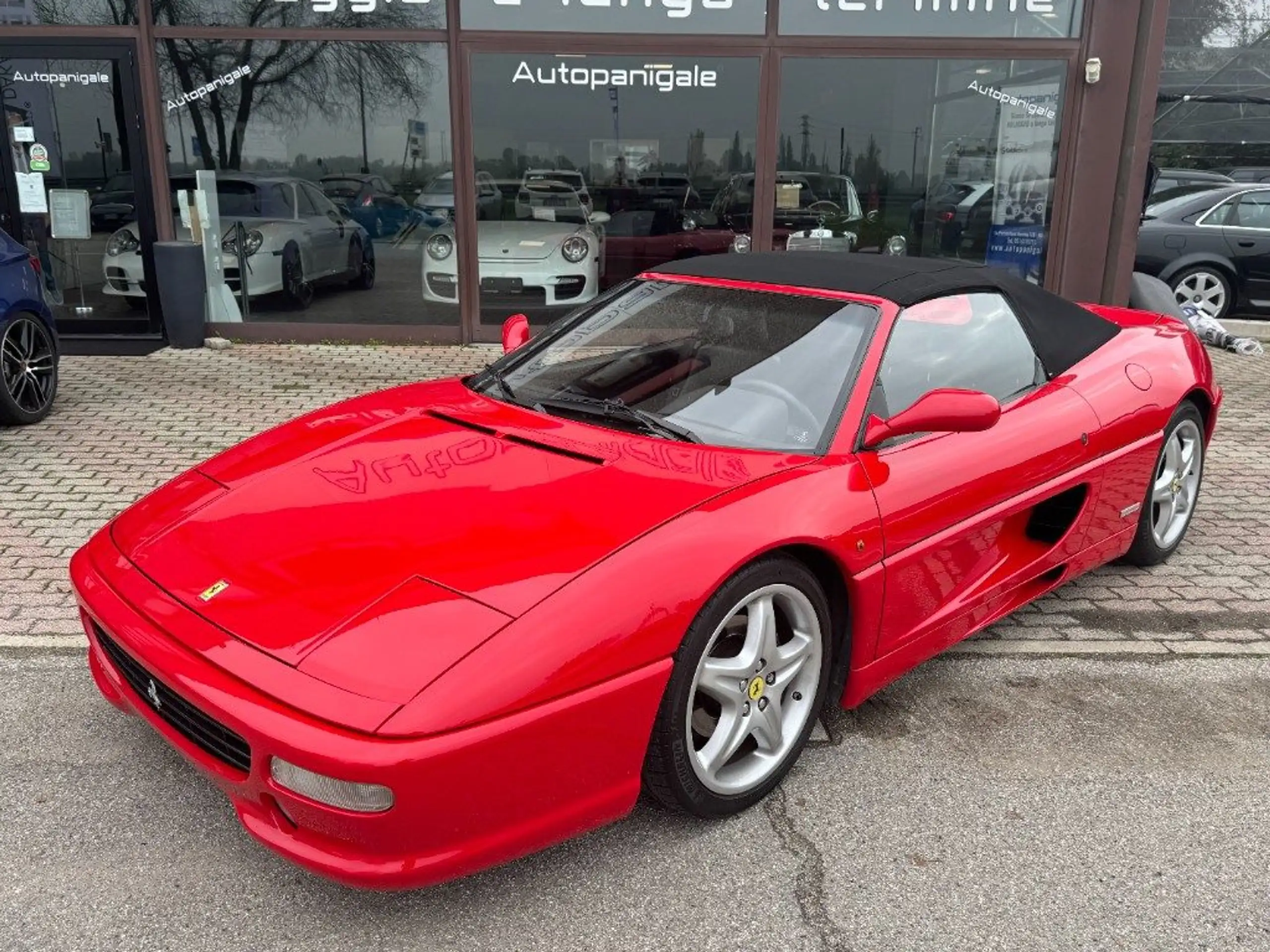 Ferrari - F355