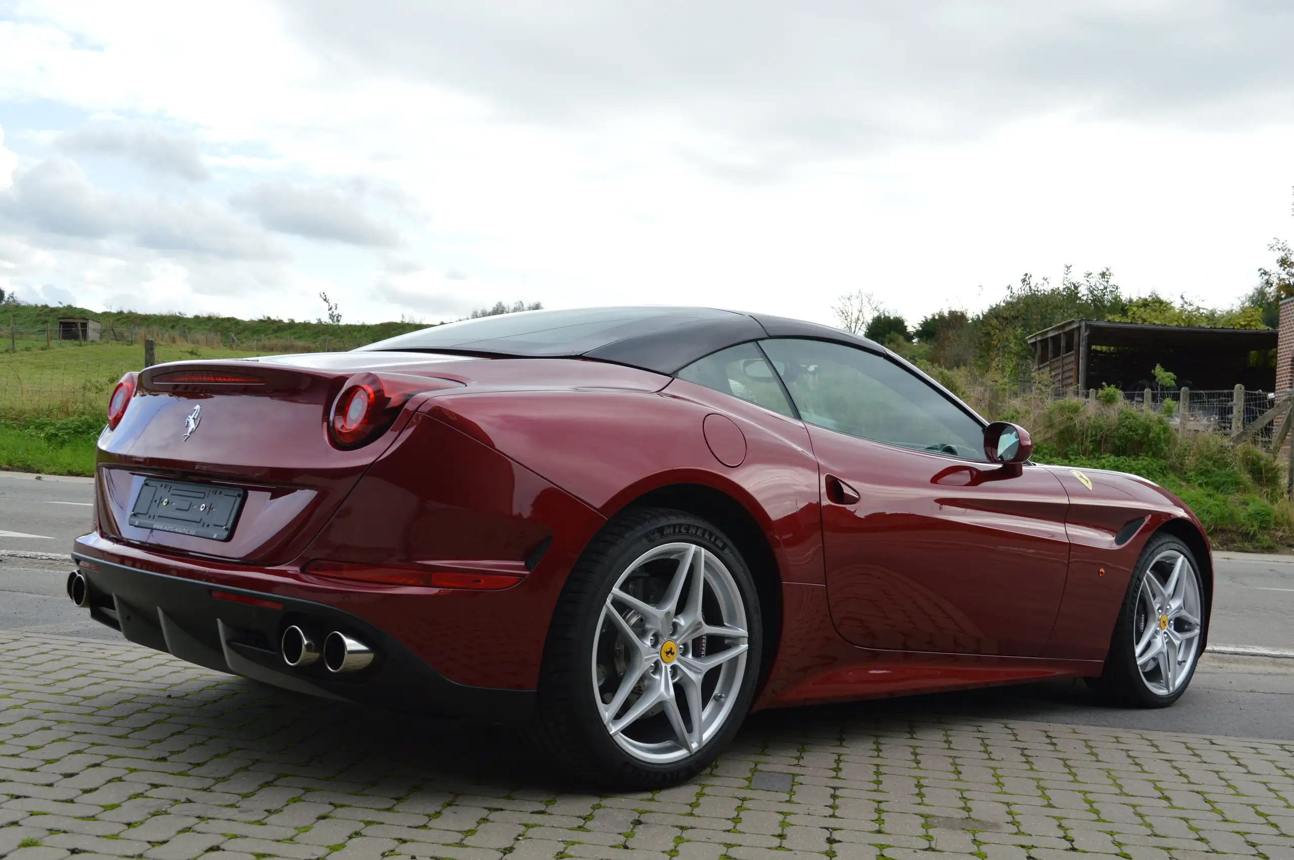 Ferrari - California