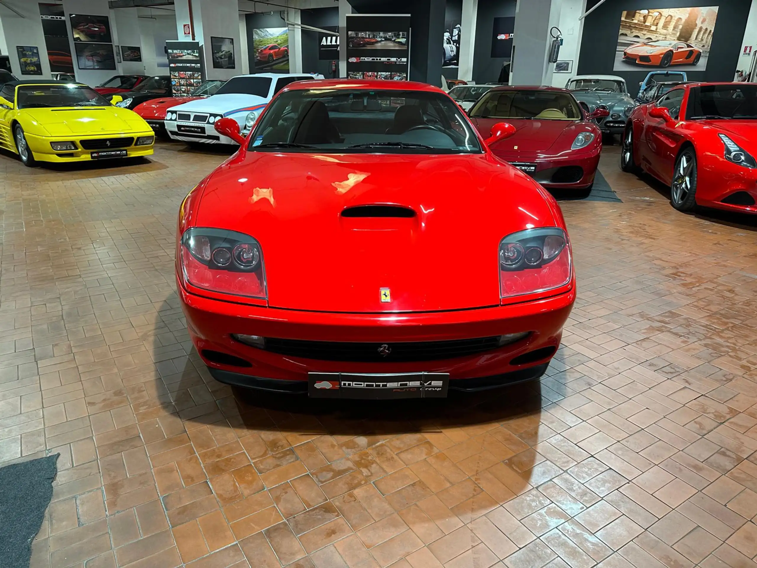 Ferrari - 550